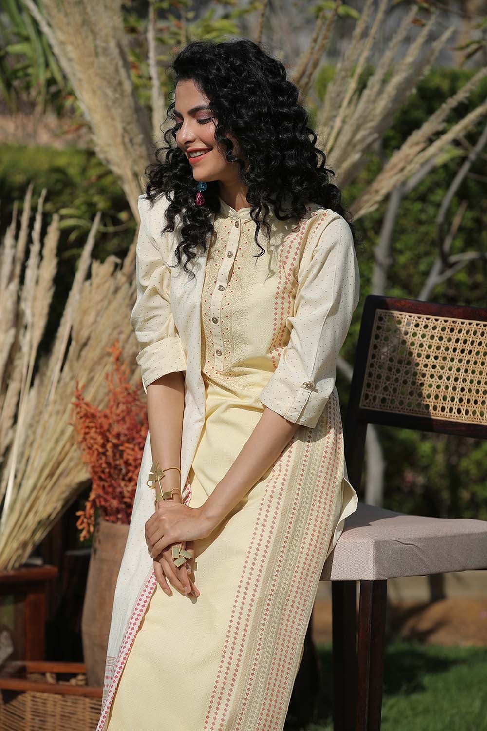 Juniper Ivory Stipes Printed Rayon Straight Kurta Pants & Cotton Voile Dupatta