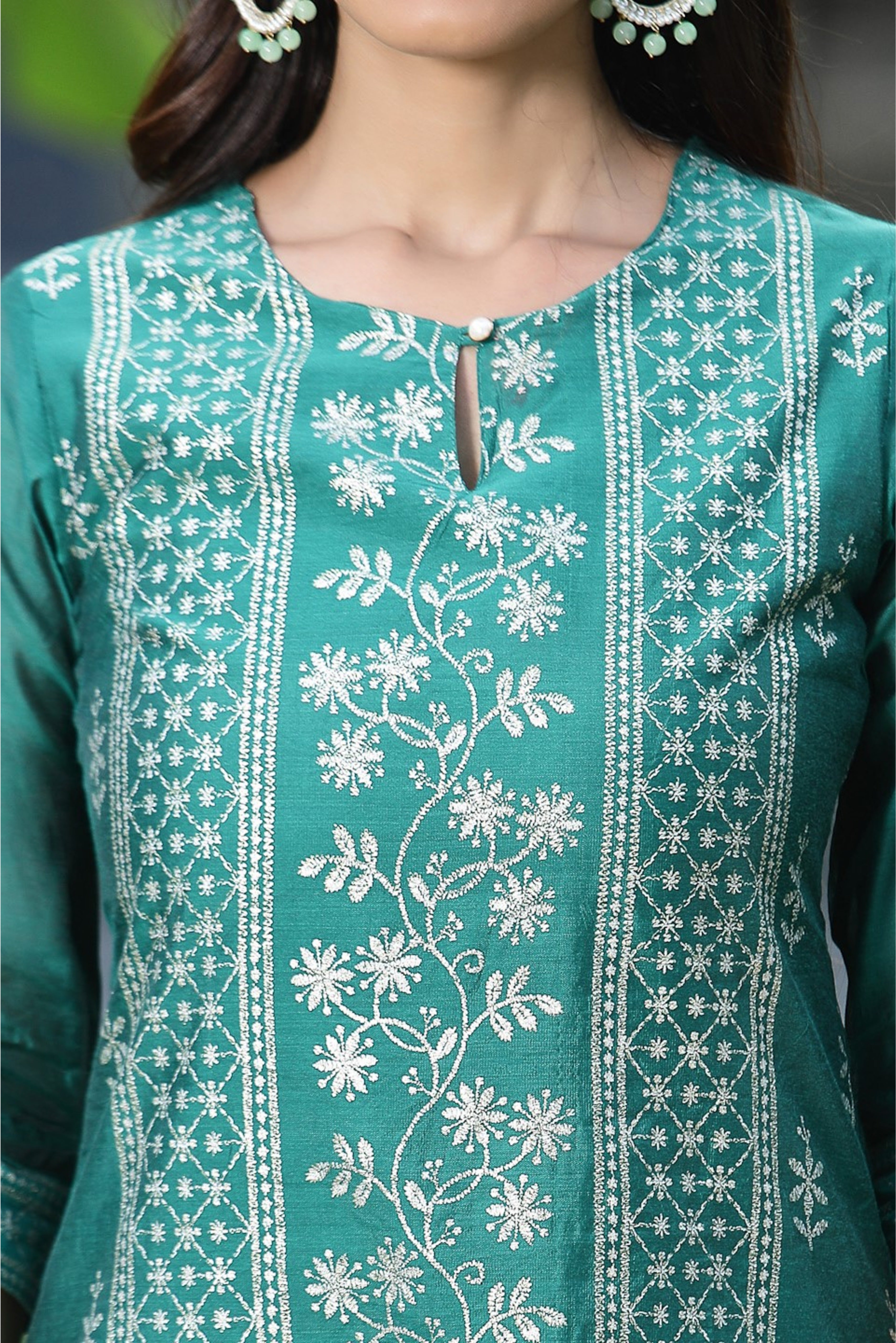Juniper Rama Green Ethnic Motif Printed Modal Chanderi Kurta With Buttons.