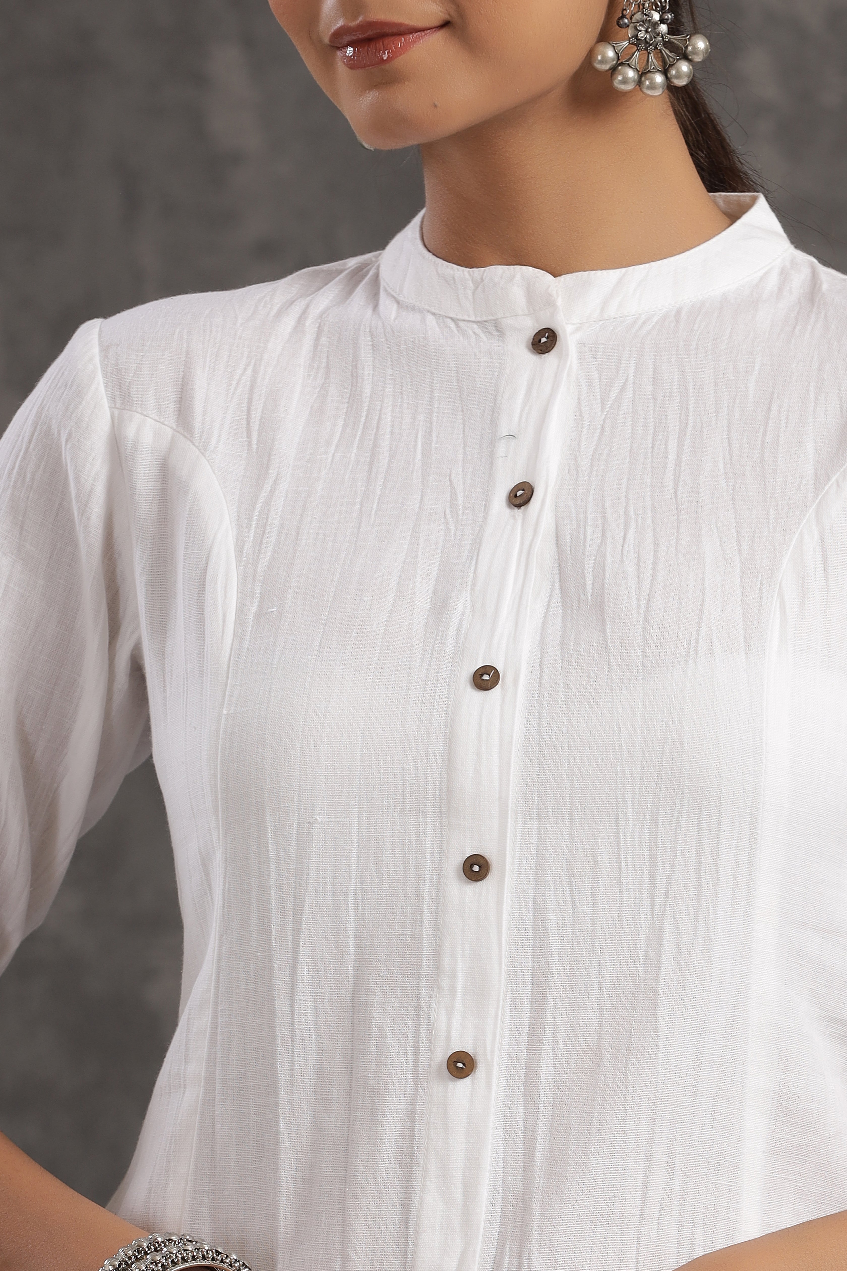 Juniper White Solid Cotton A-line Kurta with Buttons