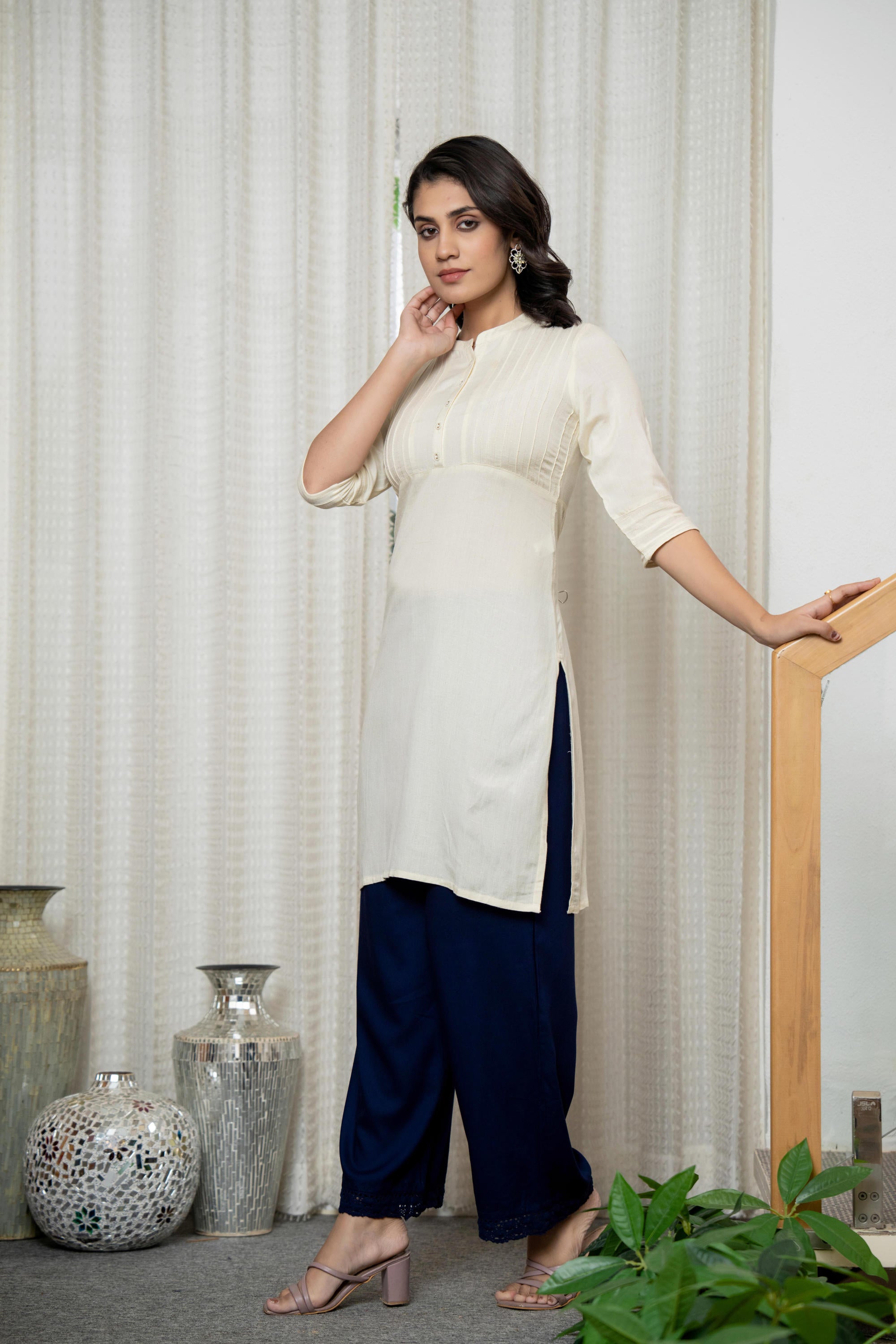 Rayon Knee-Length Straight Fit Kurta with Mandarin Collar & Three-Quarter Sleeves