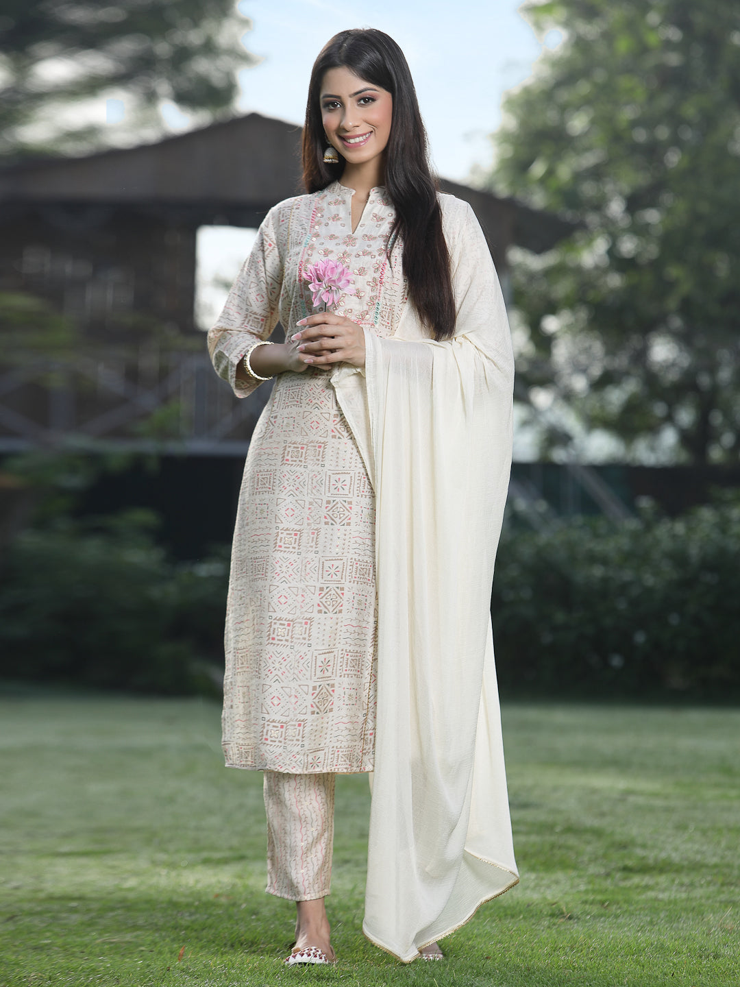 Juniper Off-White Geometric Printed Viscose Muslin Kurta Pants & Dupatta Set With Mirror Work Embroidery.