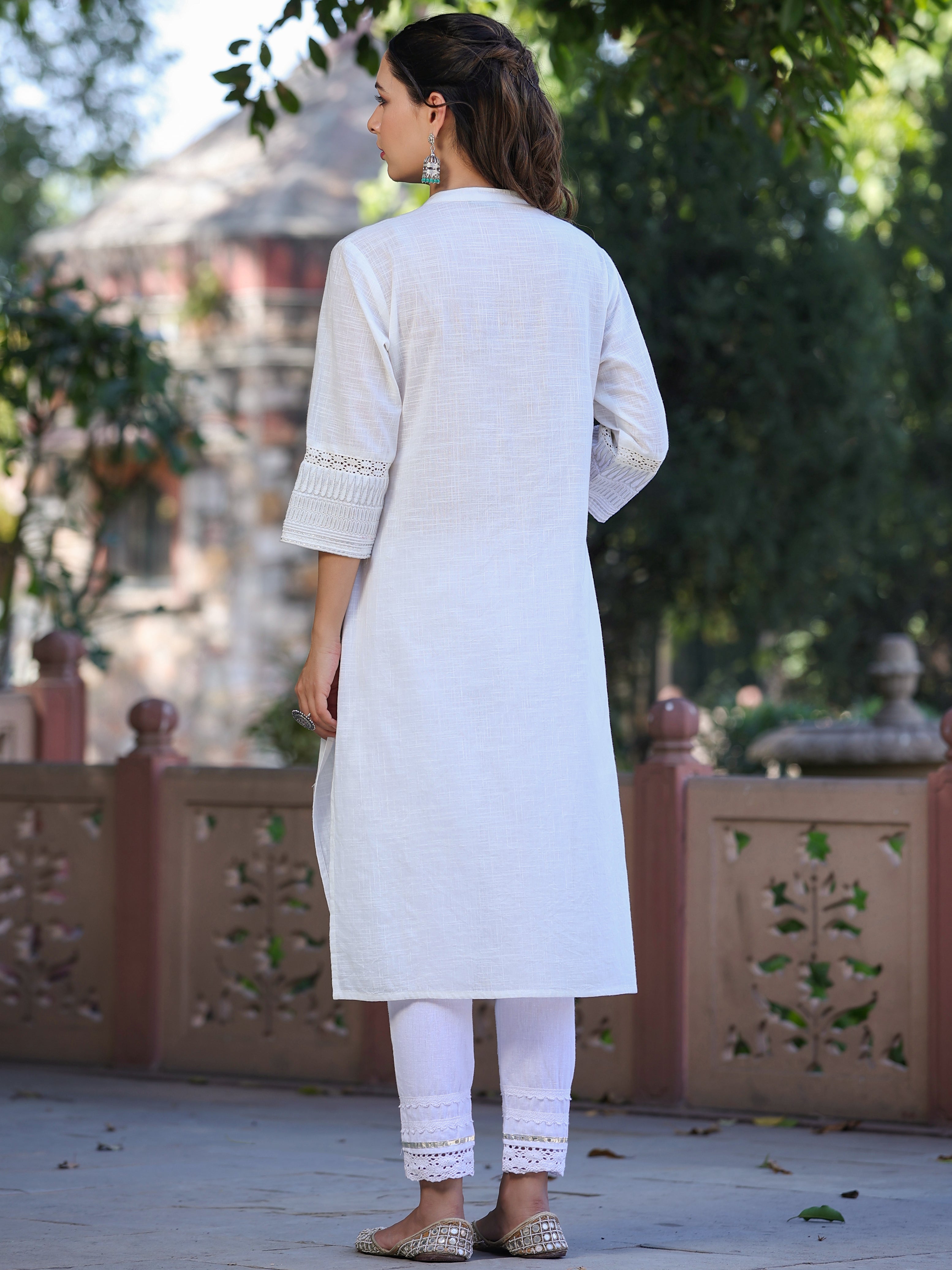 Juniper White Ethnic Motif Printed Cotton Slub Straight Kurta With Lace & Zari Work