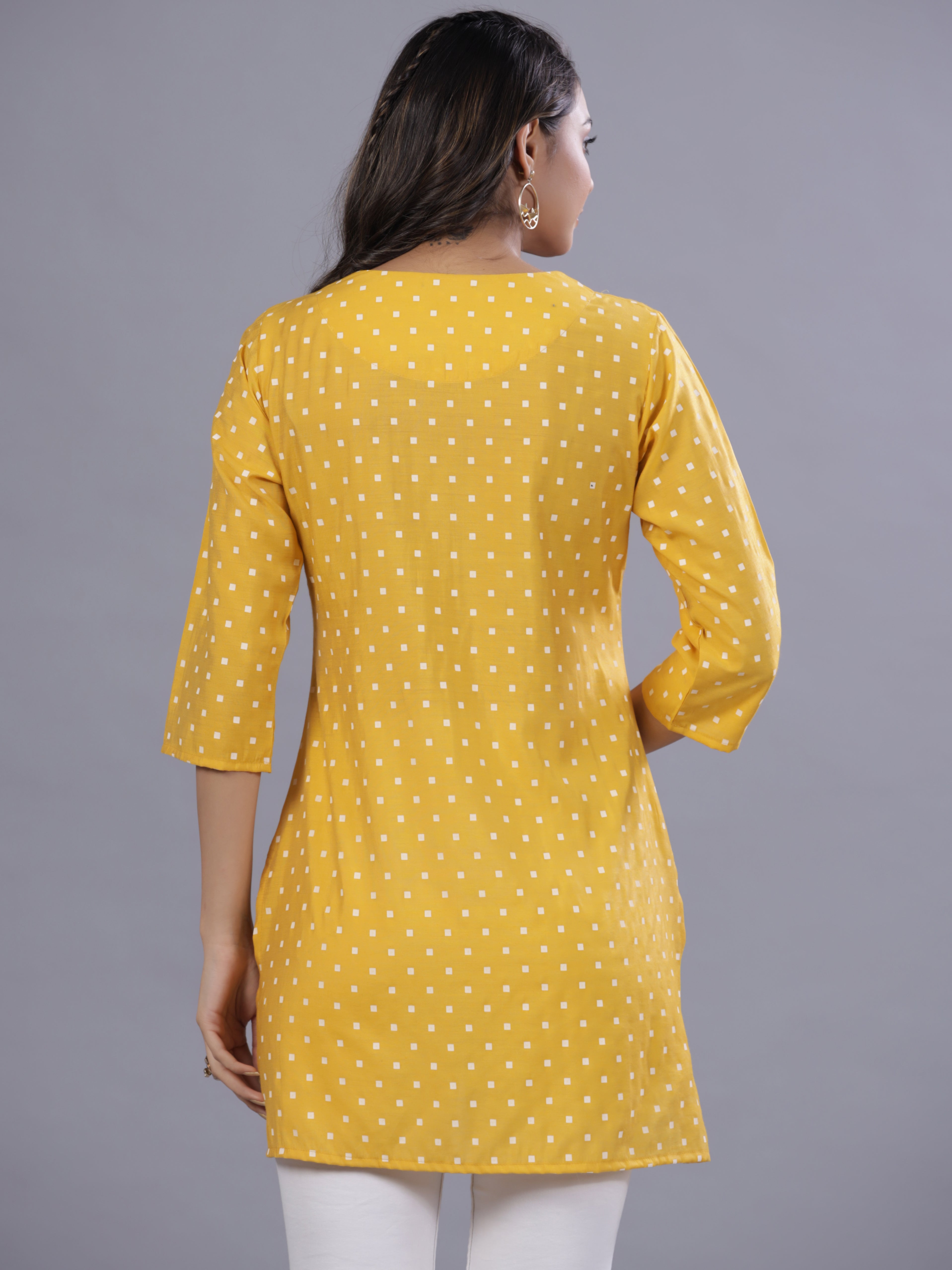 Juniper Women Yellow Muslin Printed High-Low Straight Tunic With Embroidered Yoke