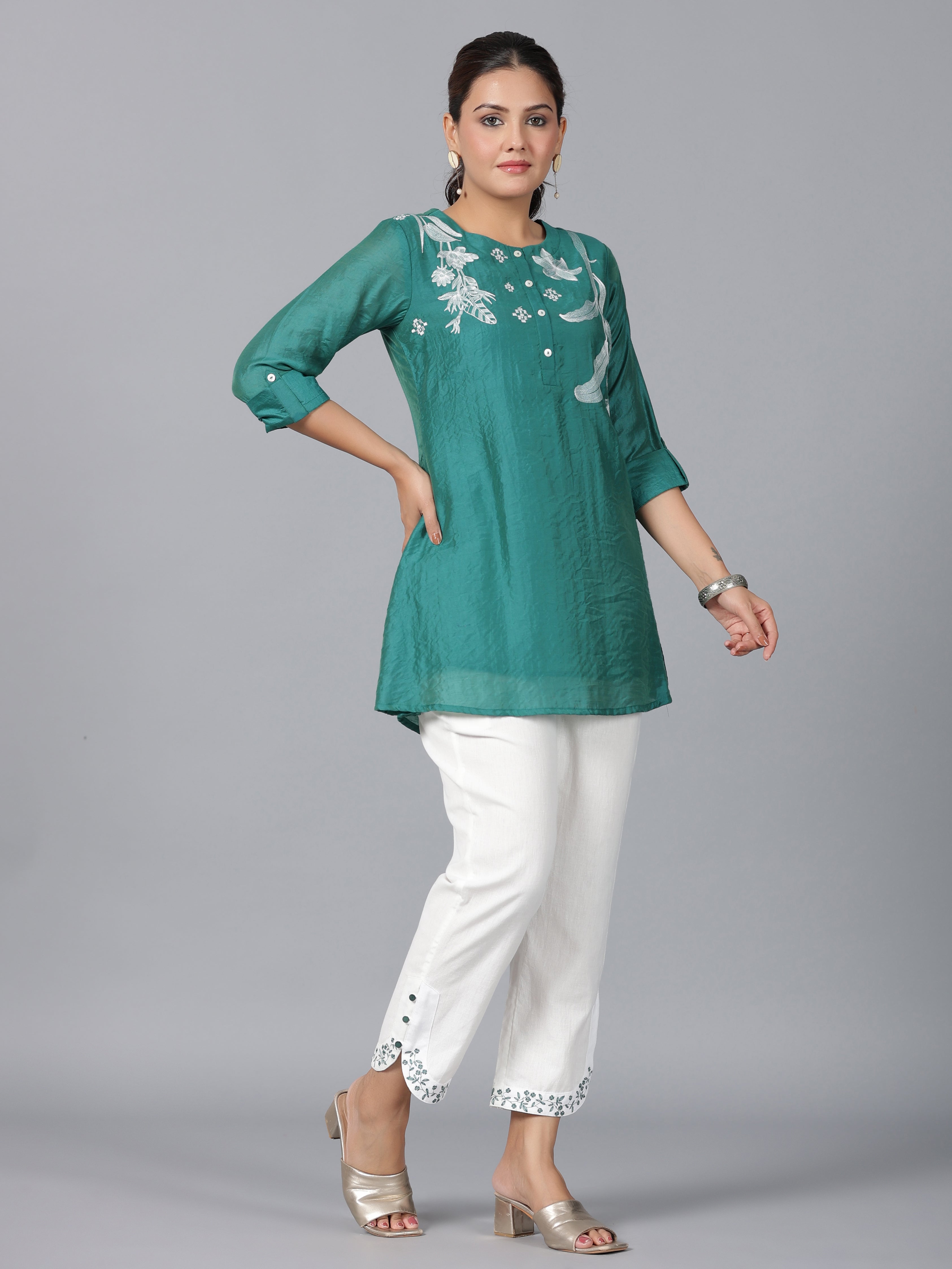 Juniper Women Green Chanderi Embroidered Co-ord Set