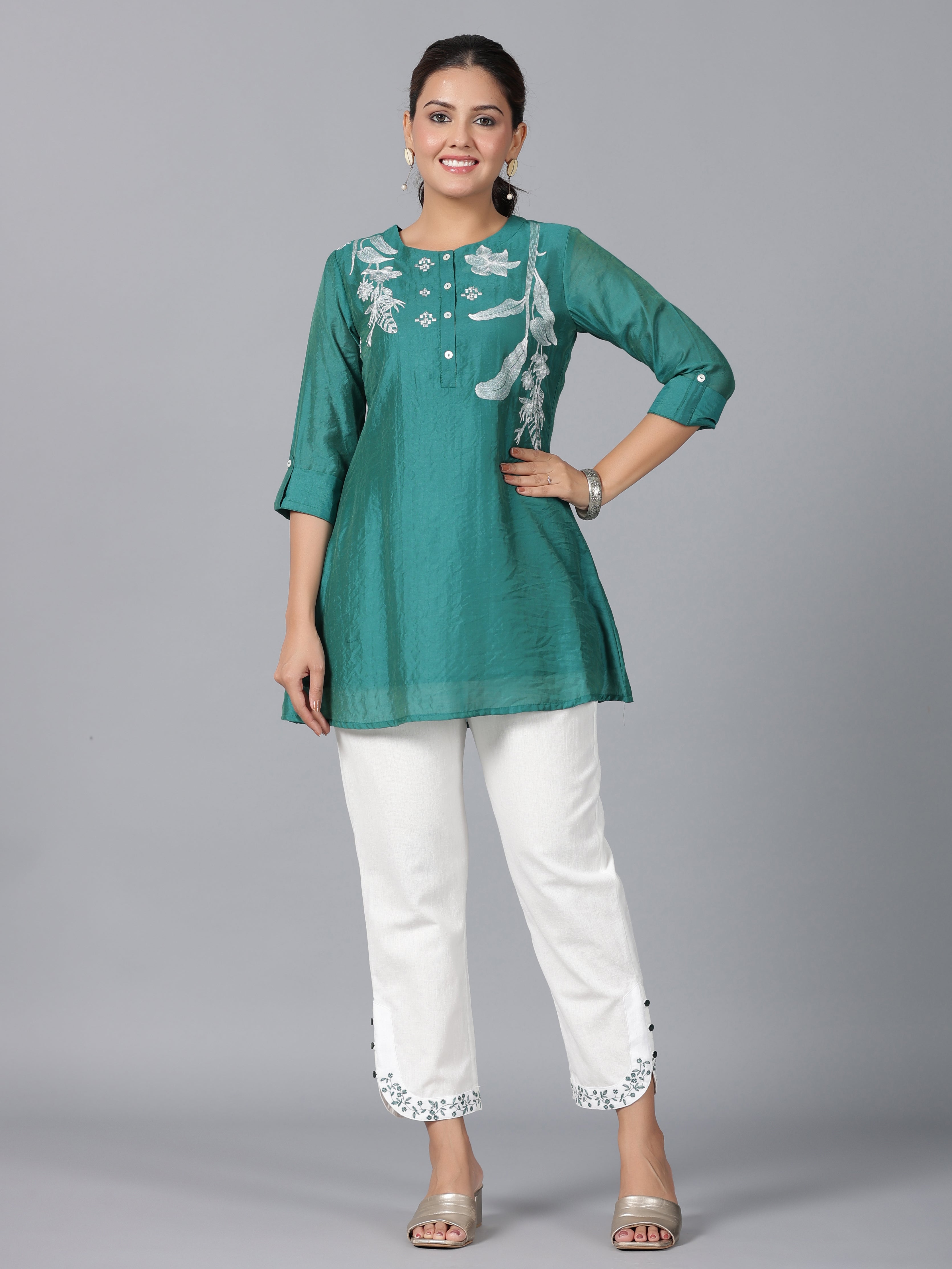 Juniper Women Green Chanderi Embroidered Co-ord Set