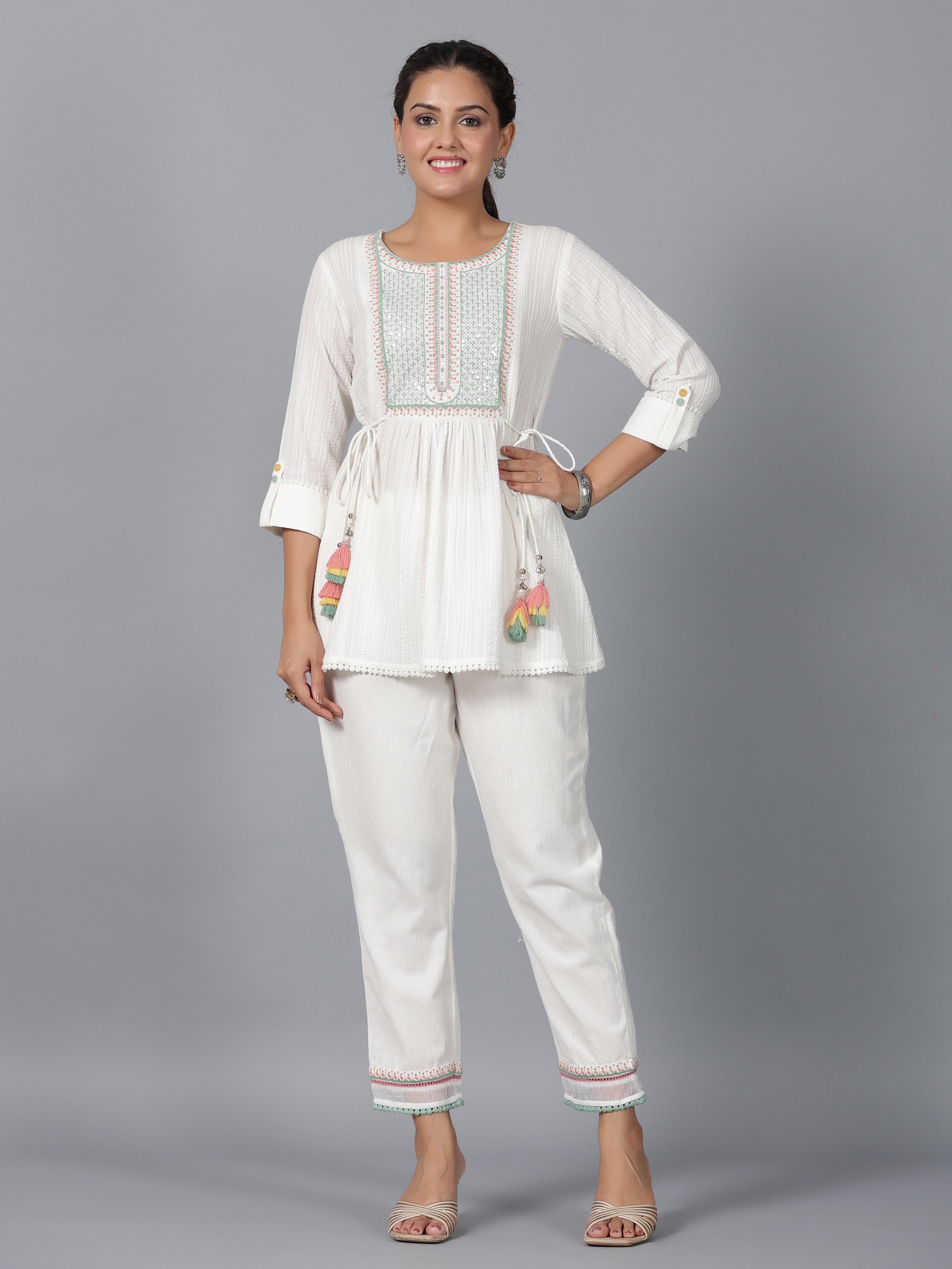 Juniper Women Off-White Seer Sucker Embroidered Clothing Set