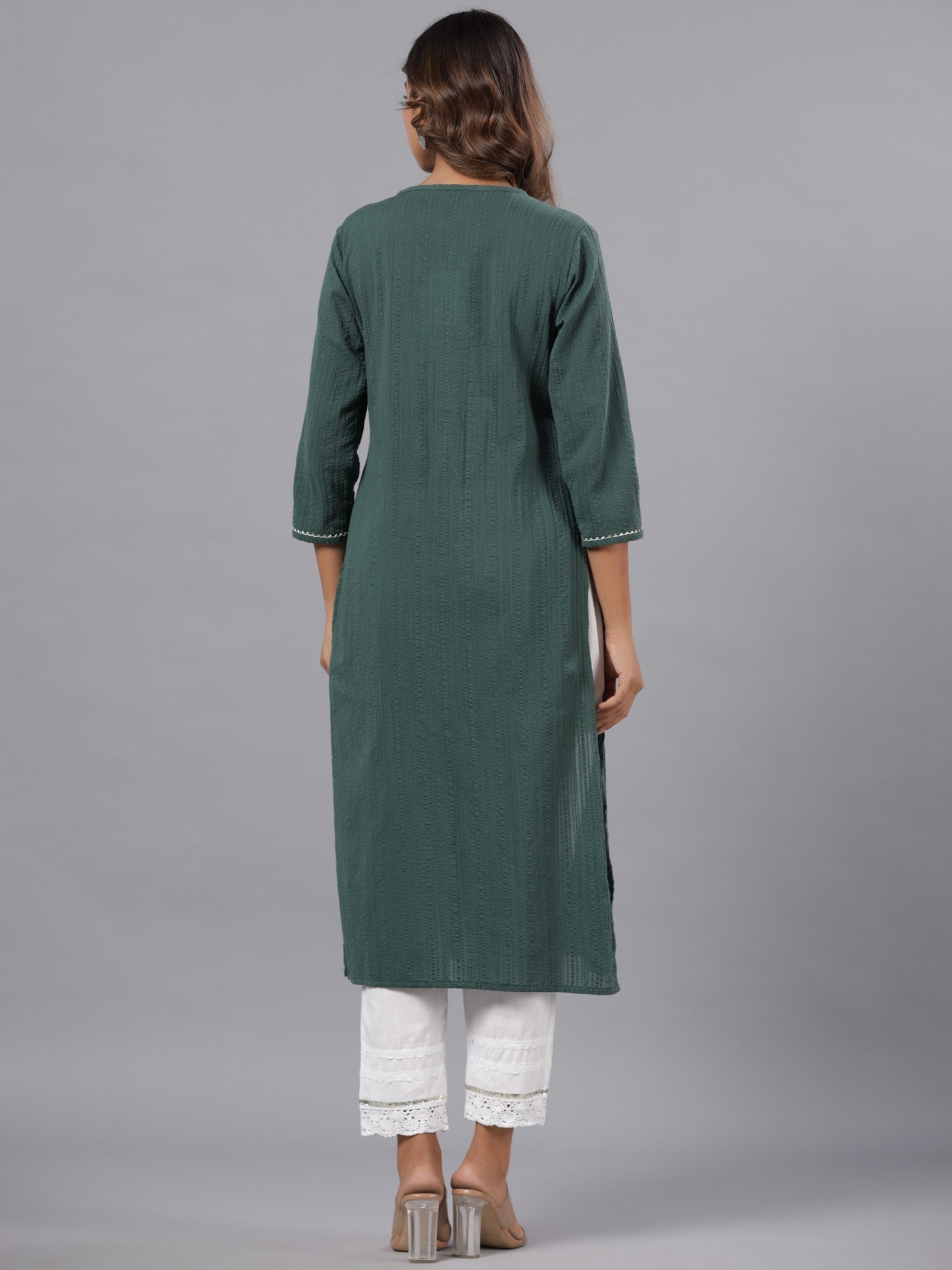 Juniper Women Green Seer Sucker Embroidered High Slit Kurta