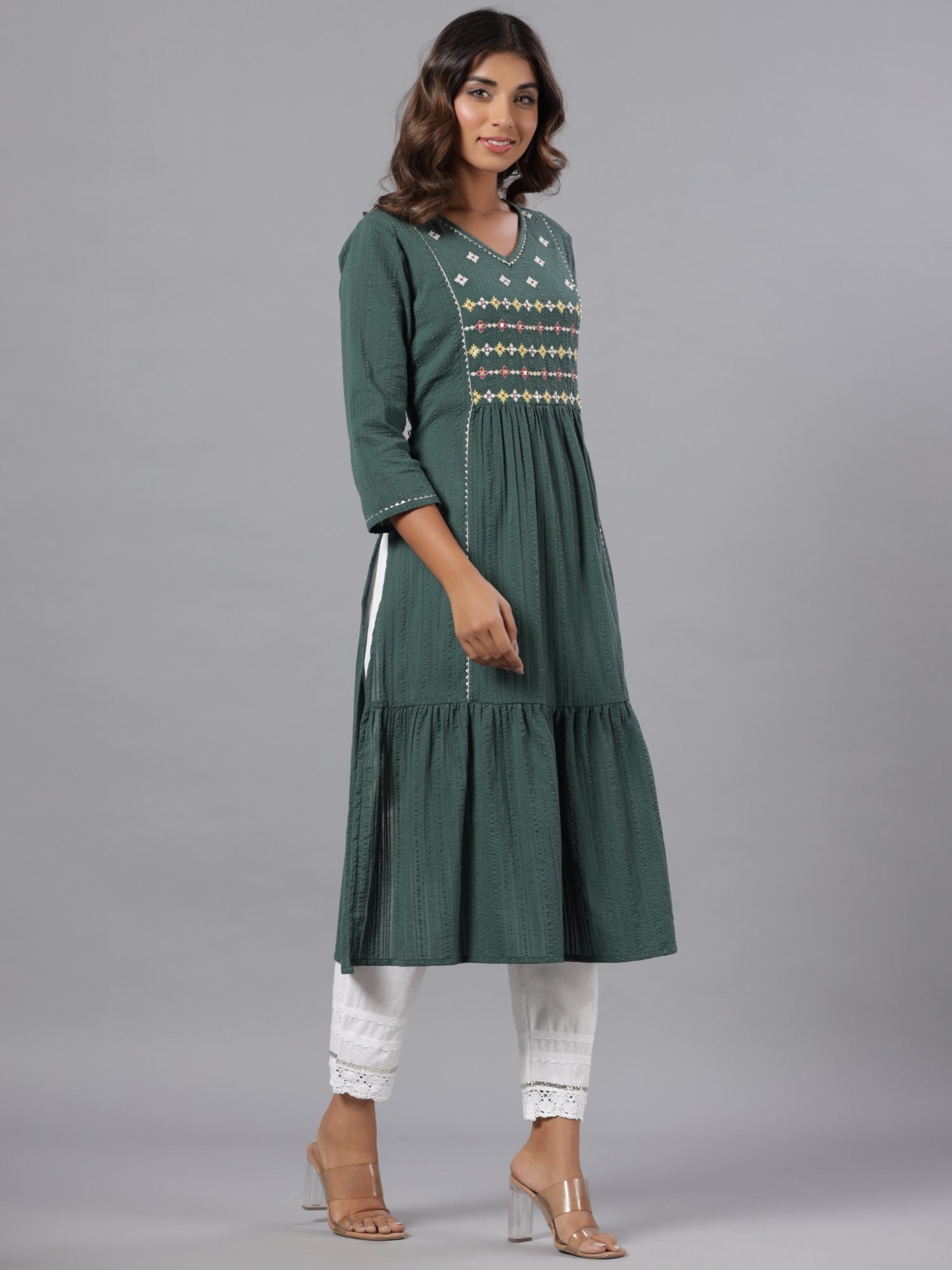 Juniper Women Green Seer Sucker Embroidered High Slit Kurta