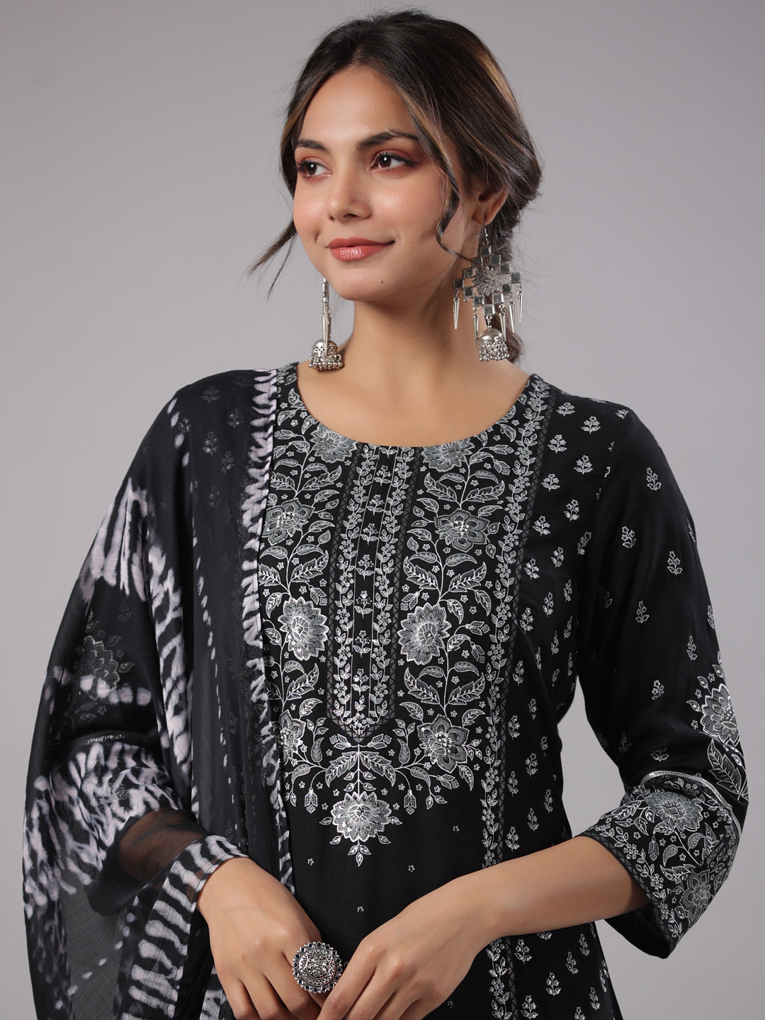 Juniper Women Black LIVA Kalamkari Printed Kurta, Pants and Dupatta Set