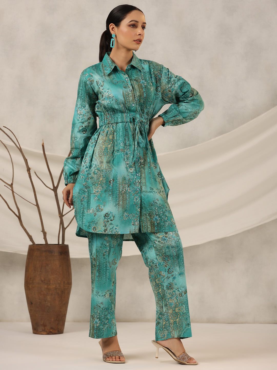 Juniper Women Green Muslin Printed Clothing Set