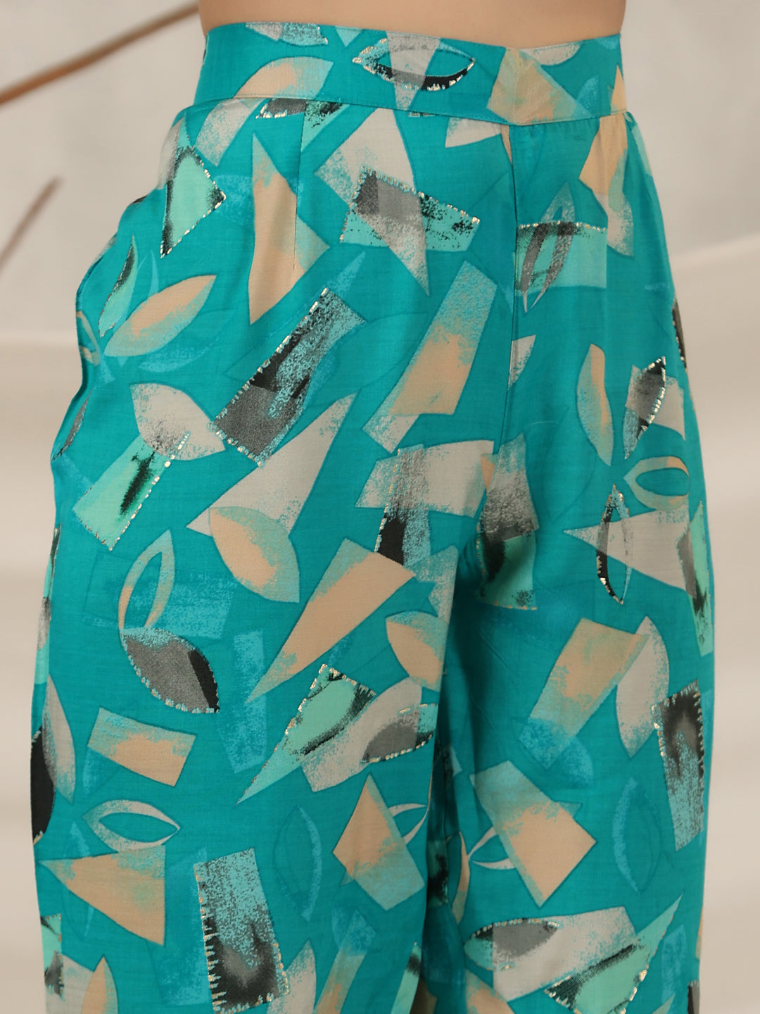 Juniper Women Turquoise Muslin Printed Clothing Set
