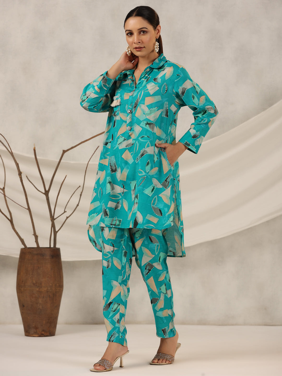 Juniper Women Turquoise Muslin Printed Clothing Set