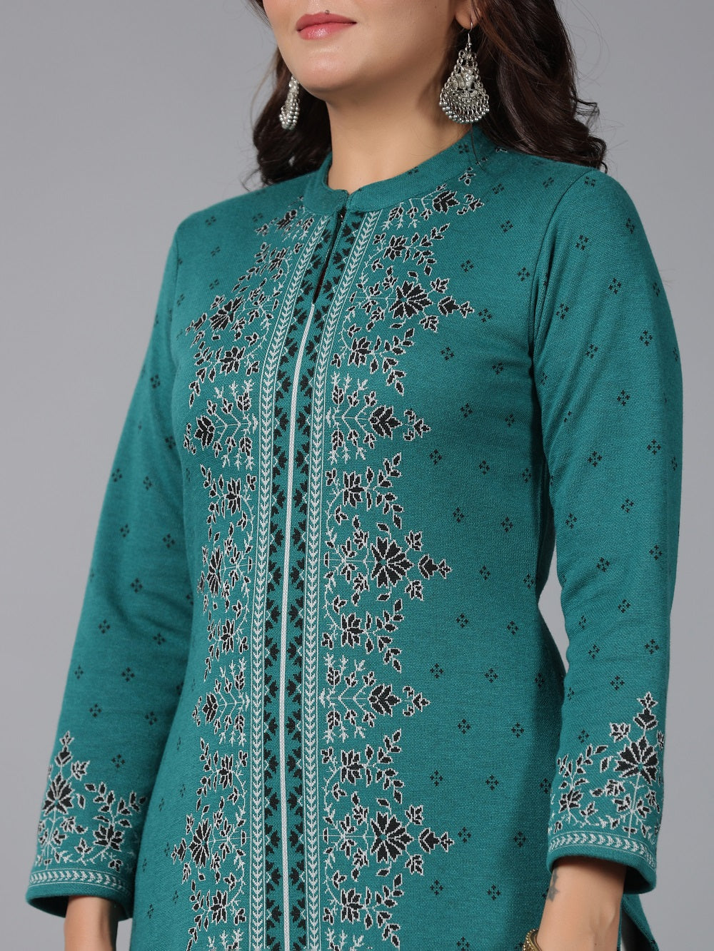 Juniper Women Teal Printed Woolen Straight Kurta