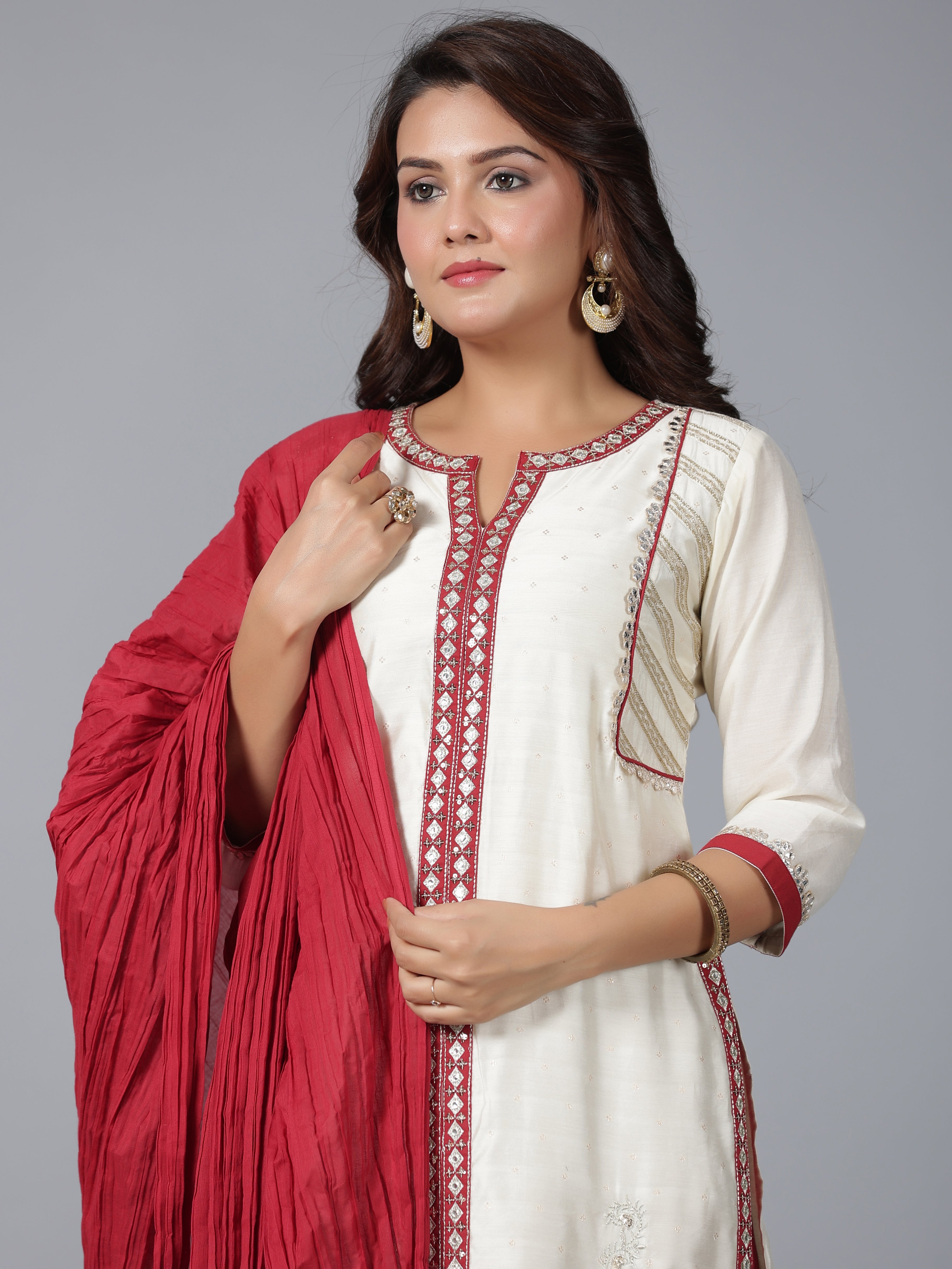 Juniper Women Ivory Chanderi Embroidered Kurta, Pants & Dupatta Set