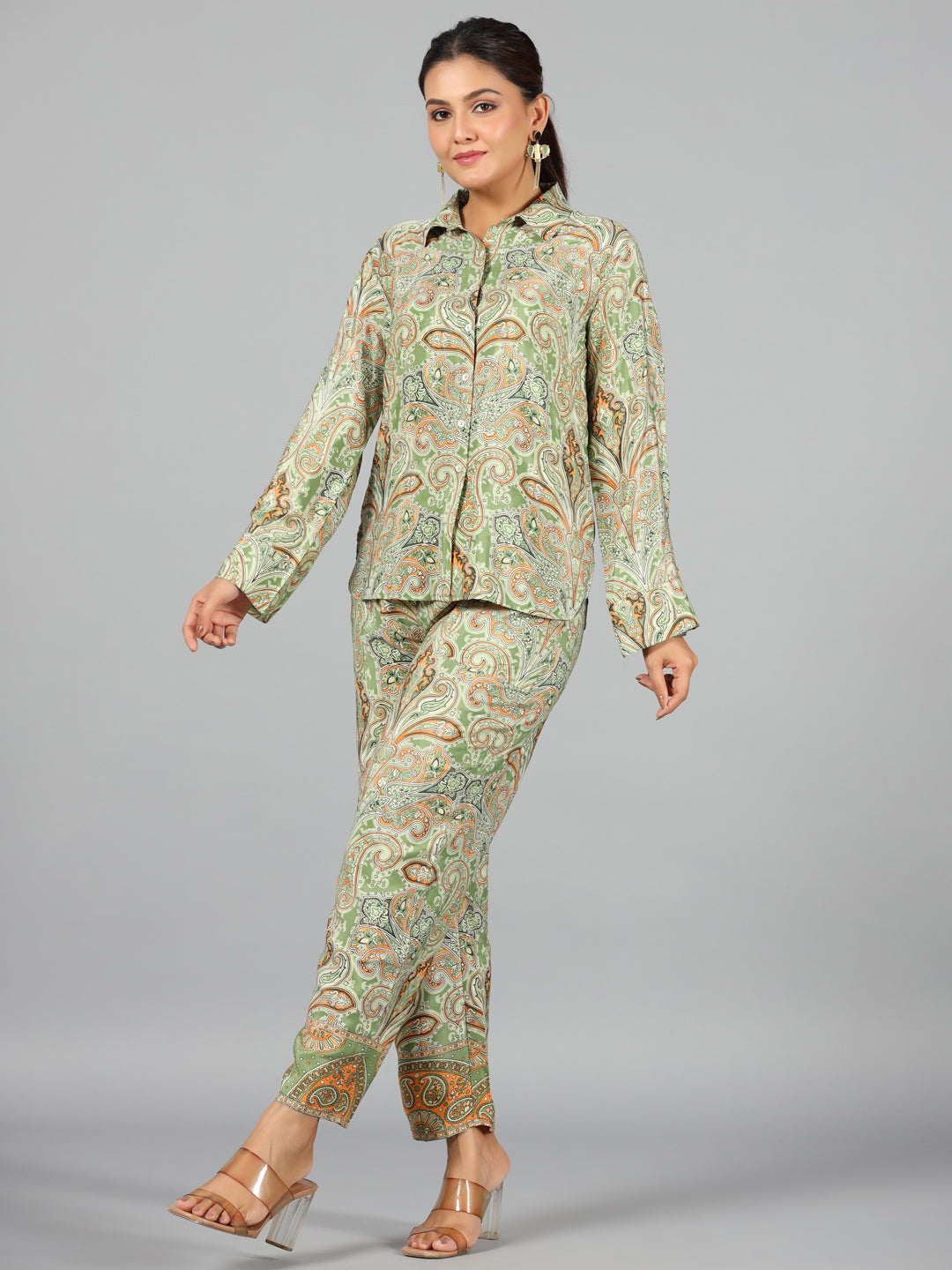 Juniper Women Green Kasturi Silk Printed Clothing Set