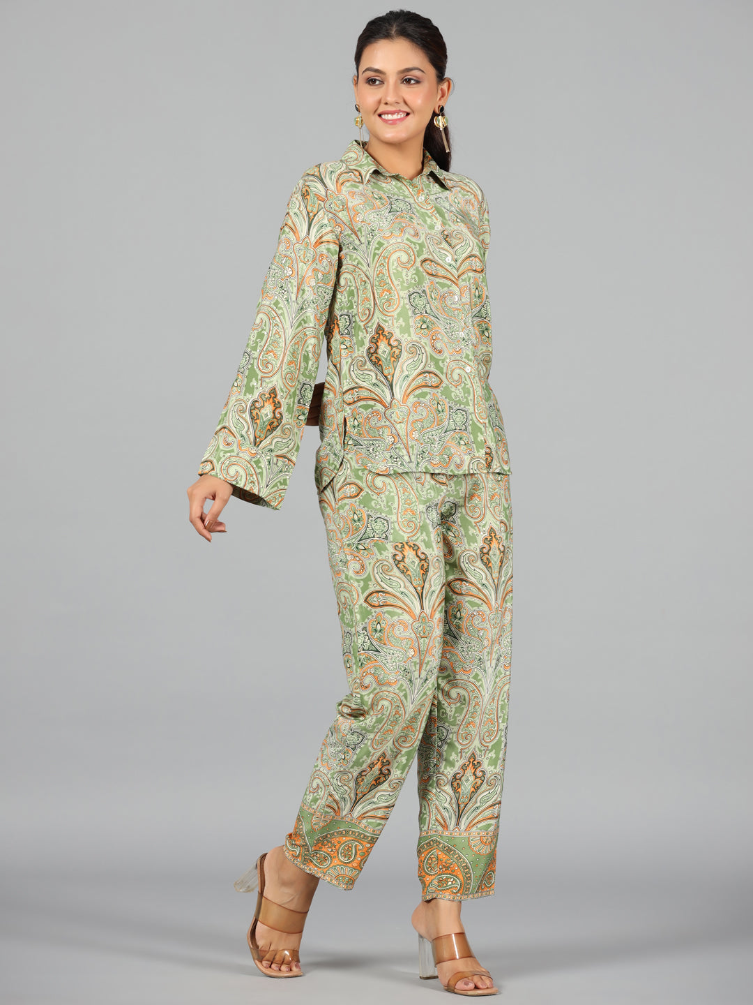Juniper Women Green Kasturi Silk Printed Clothing Set