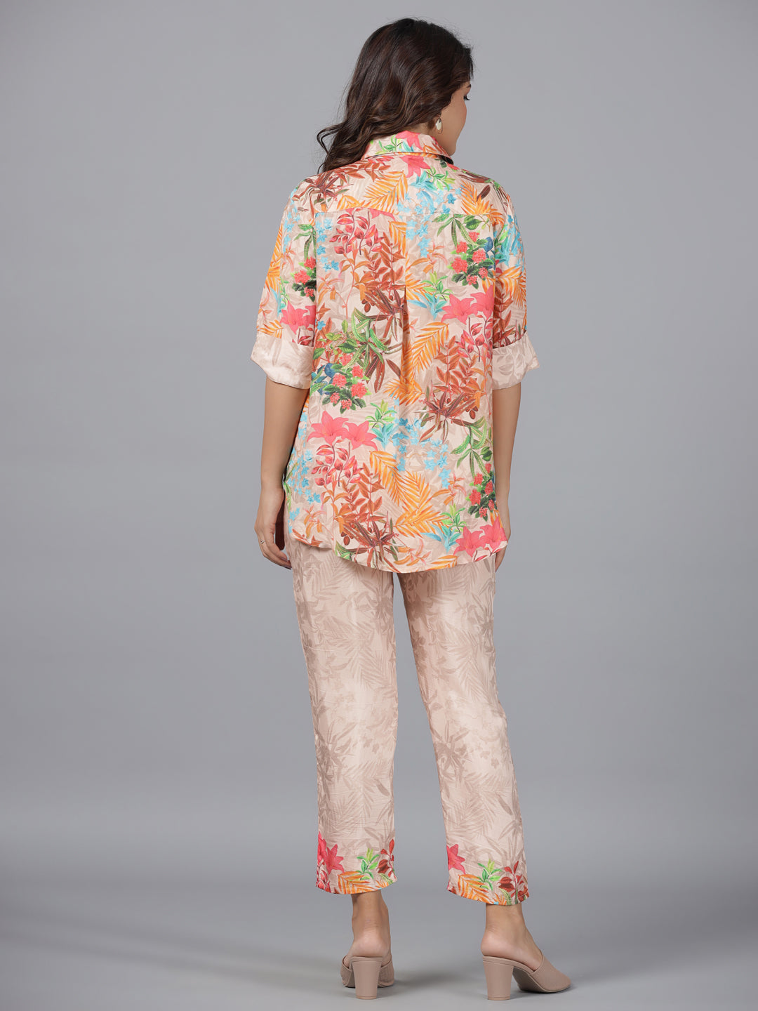 Juniper Women Peach Muslin Printed Clothing Set