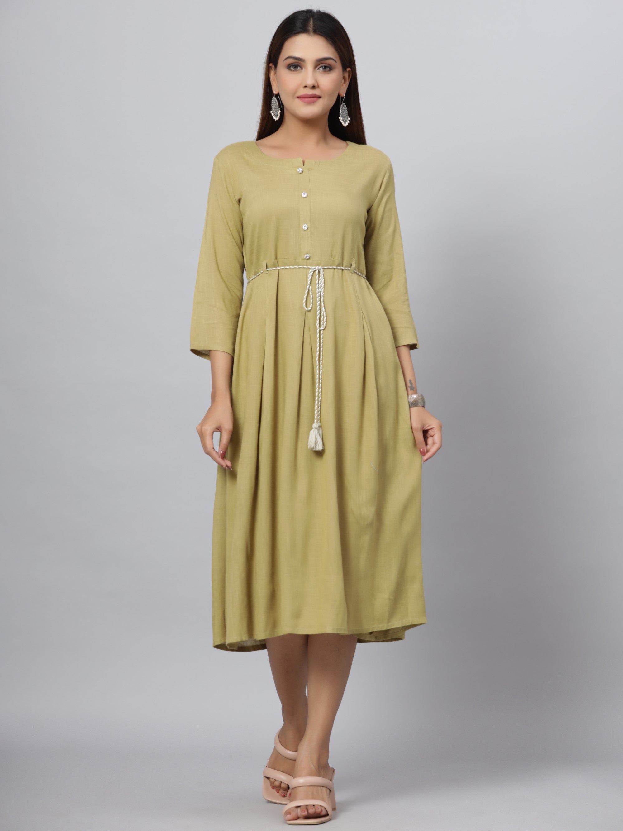 Juniper Women Green Rayon Slub Solid Flared Dress