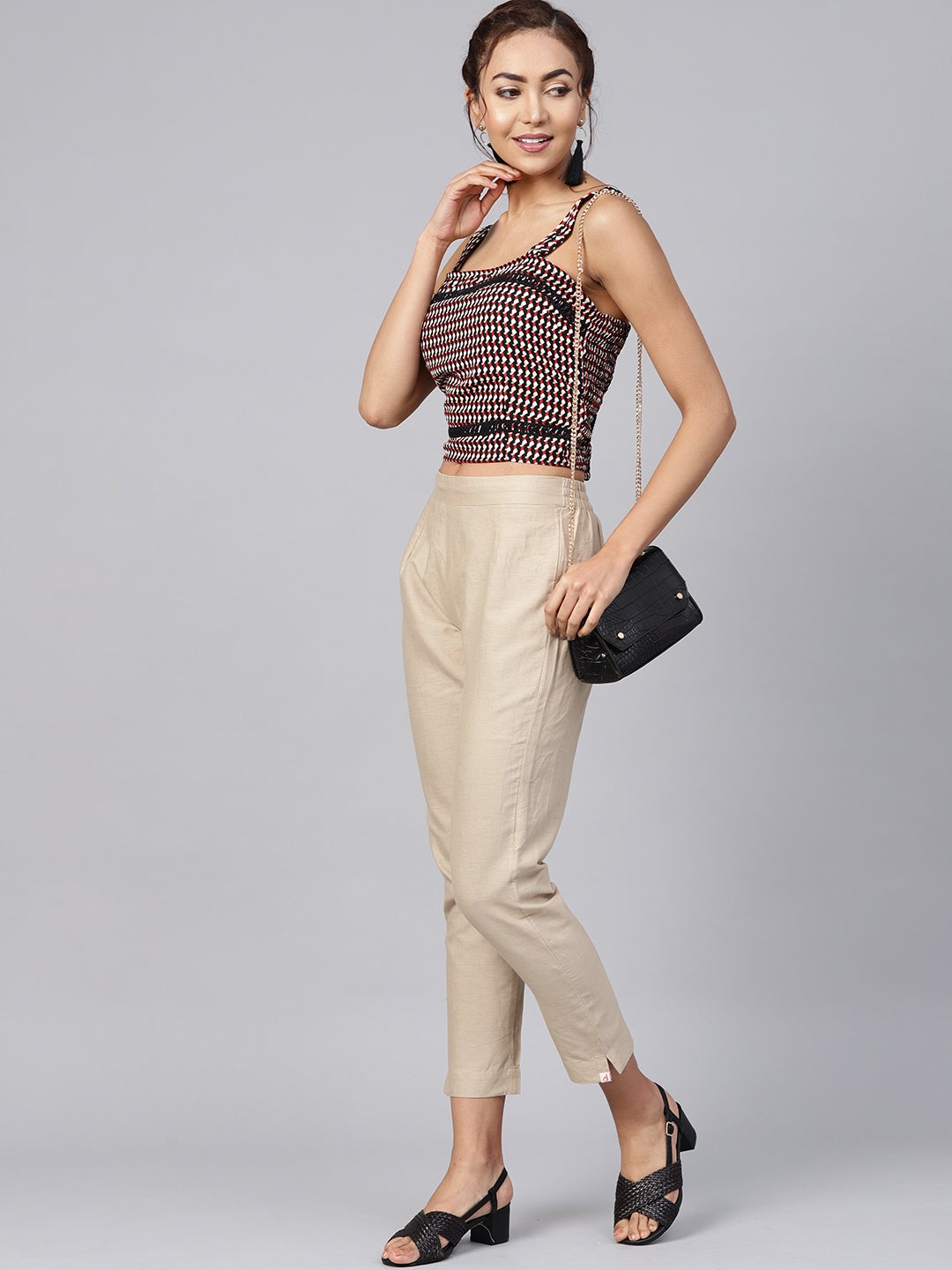 Juniper Sand Grey Solid Cotton Flex Slim Fit Women Pants With Two Pockets