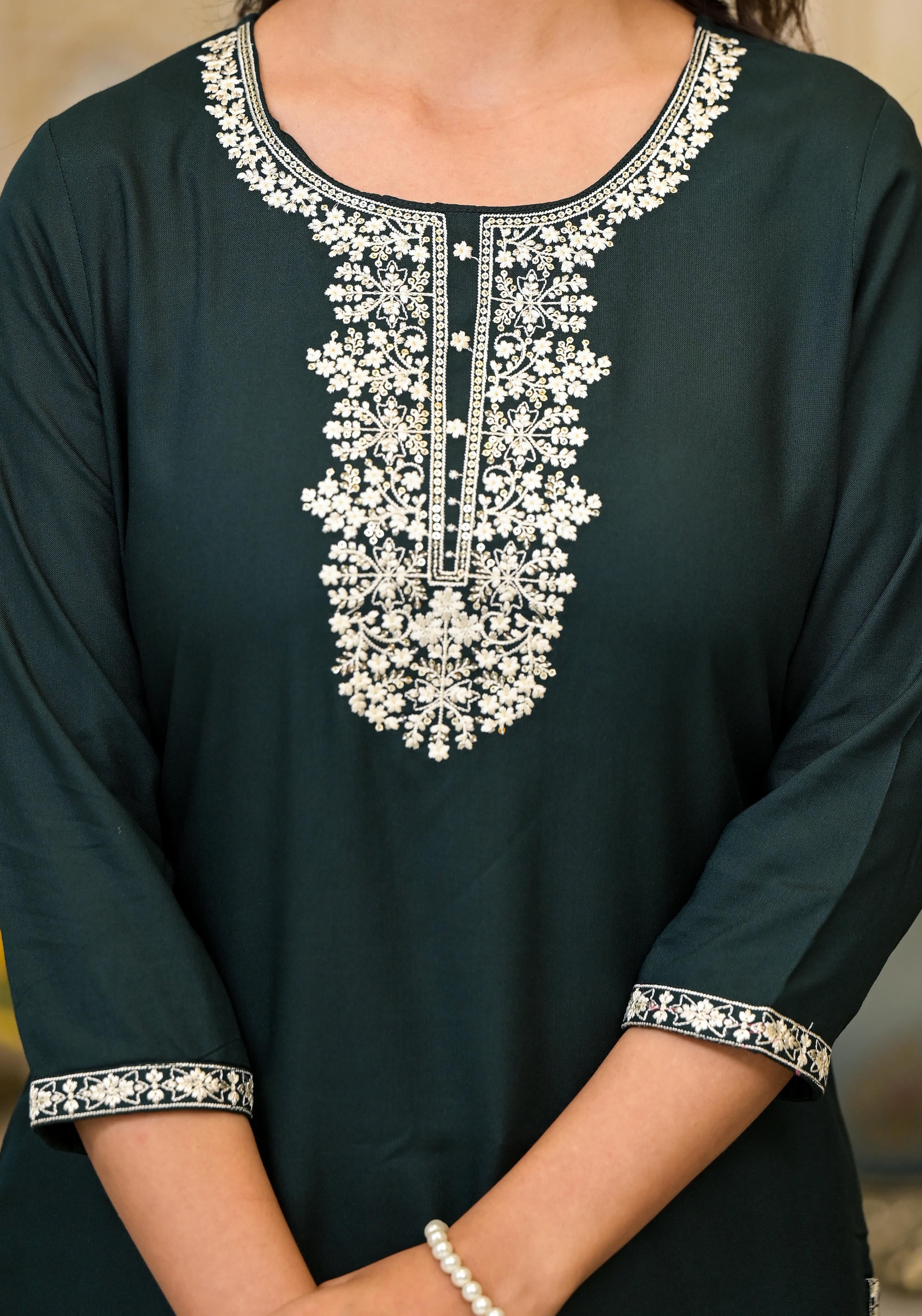 Green Thread Embroidered Rayon Kurta