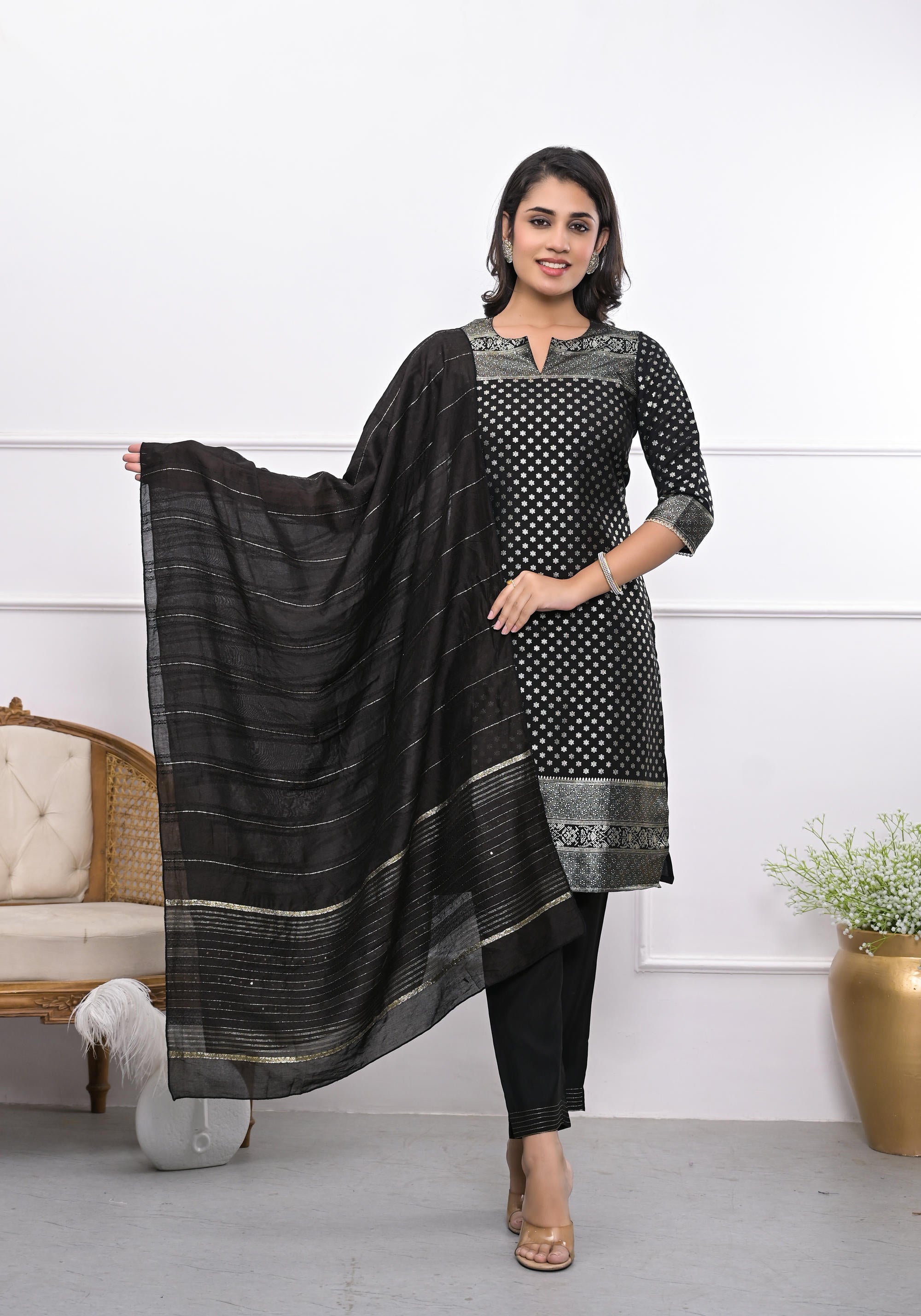 Black Ethnic Motif Printed Silk Kurta Set With Zari Work