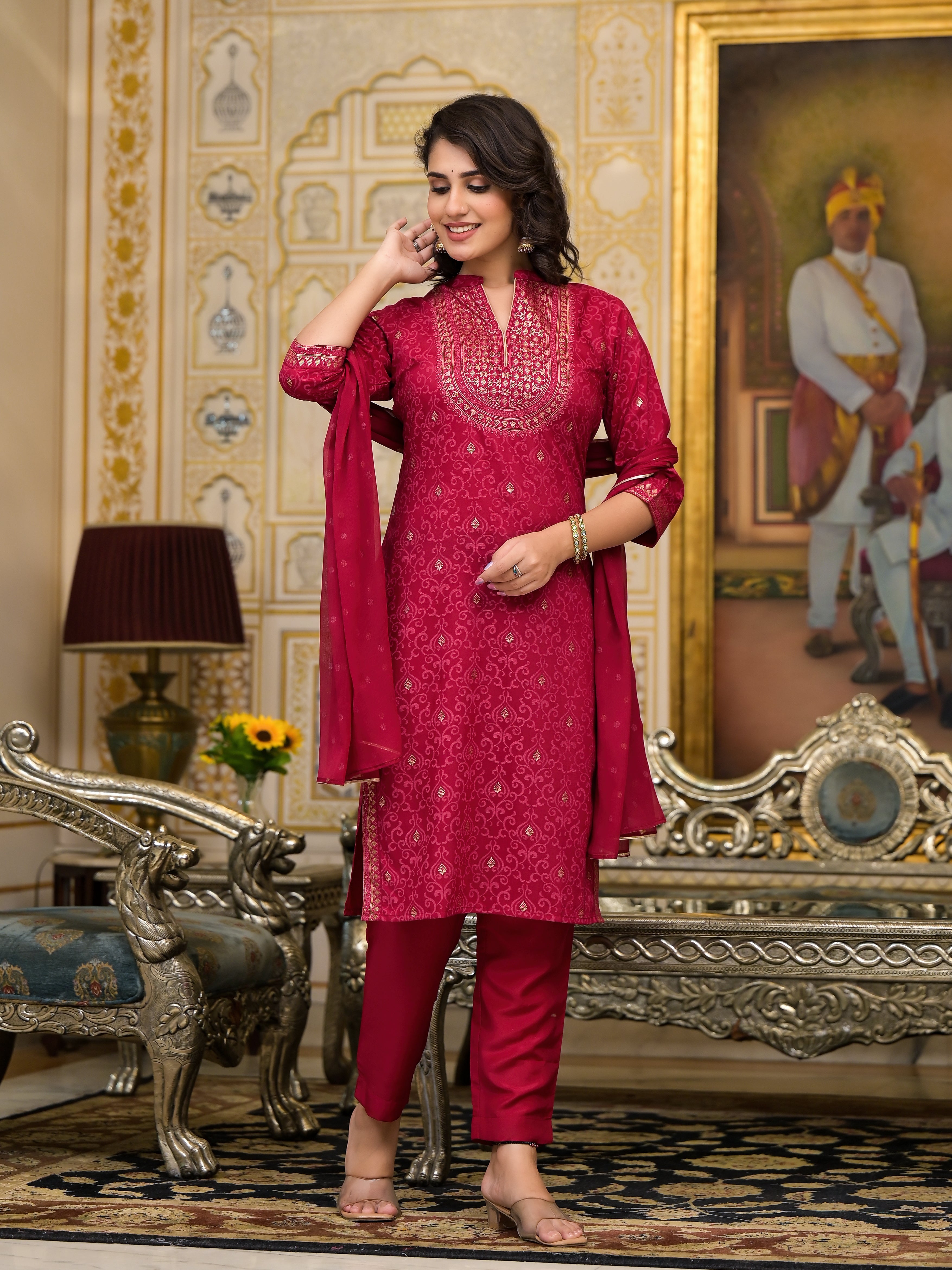 Women Red Printed Straight Kurta Pants & Dupatta Set