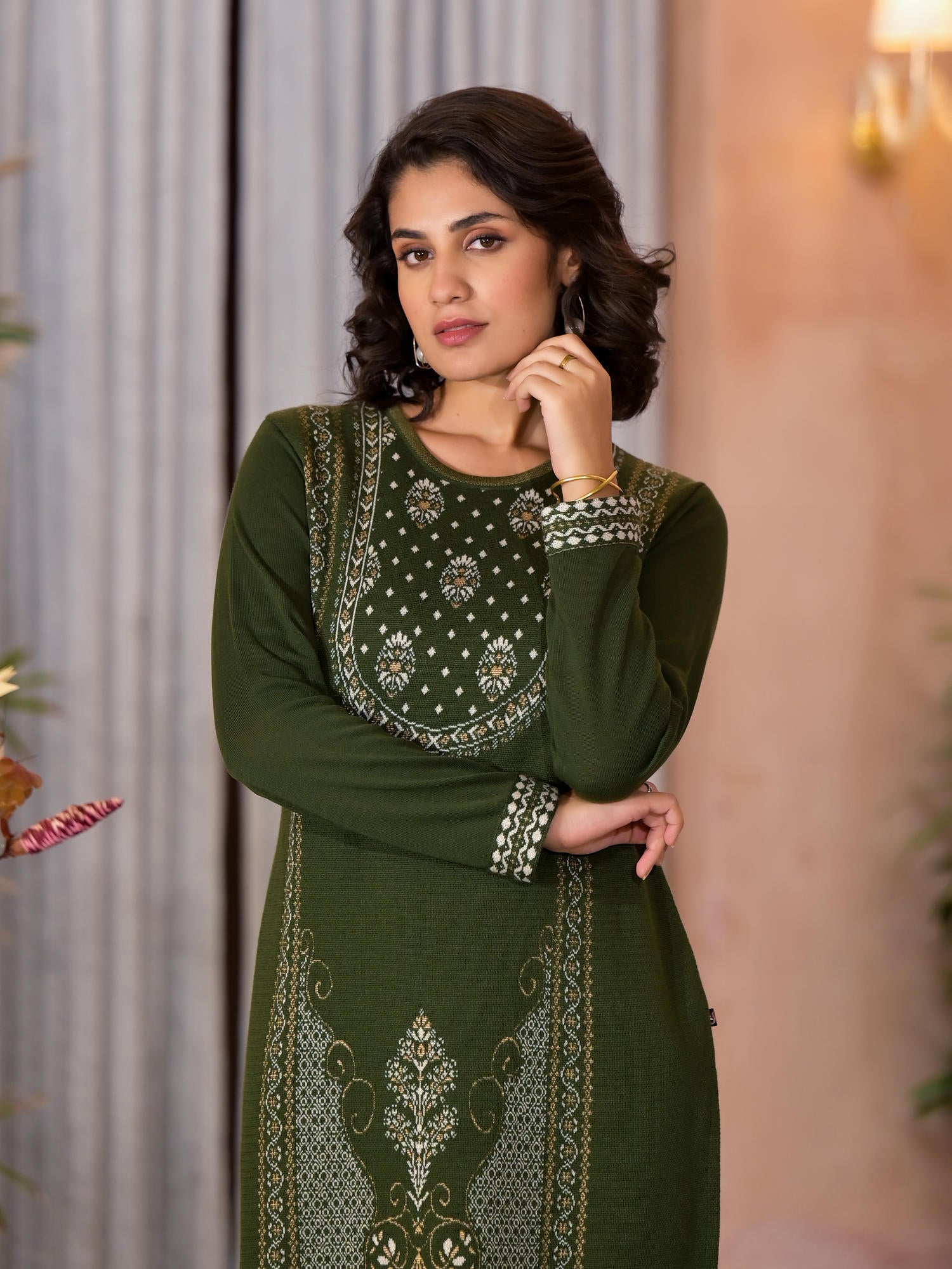 Olive Ethnic Motif Printed Polycotton Winter Wear Kurta