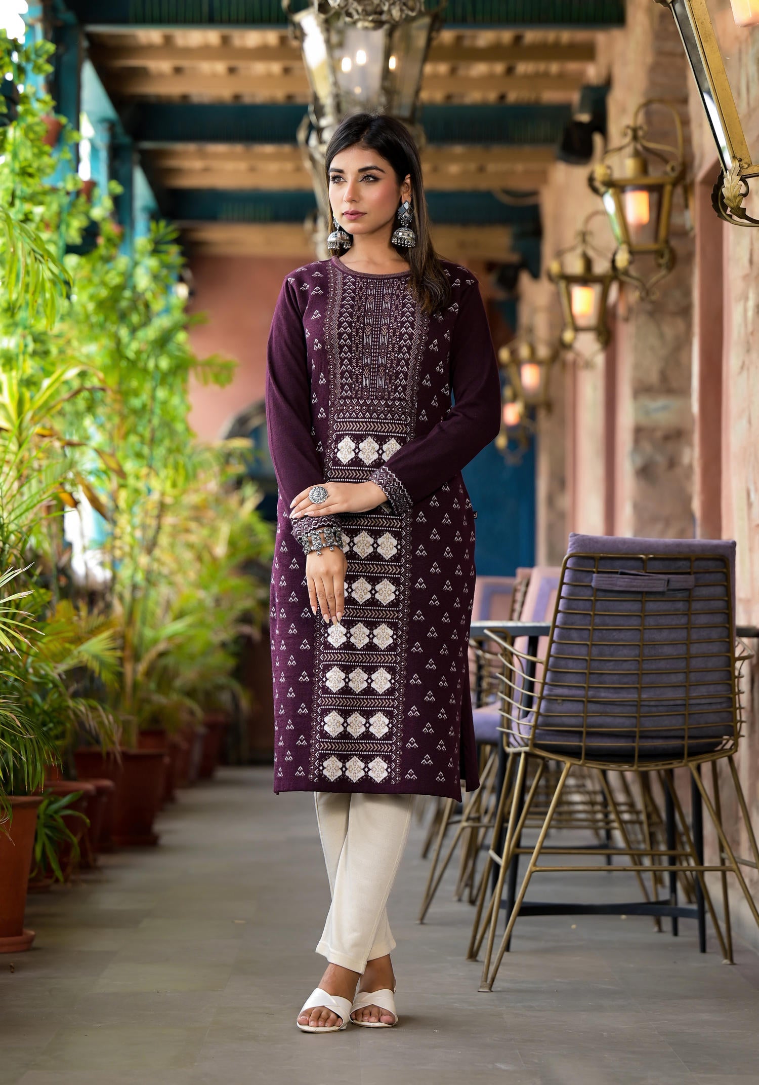 Mauve Ethnic Motif Printed Polycotton Winter Wear Kurta