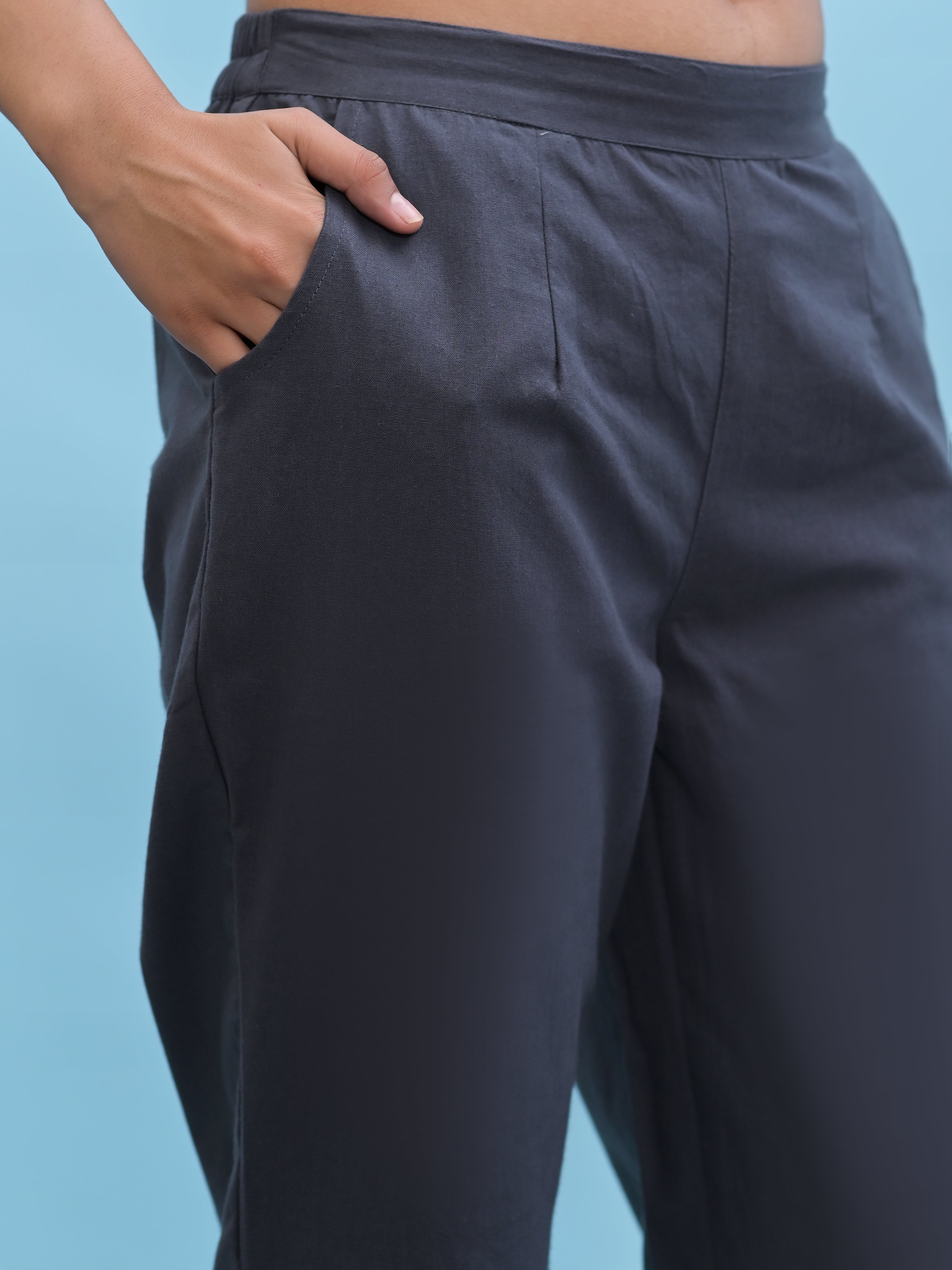 Juniper Women Grey Solid Cotton Pants With Partially Elasticated Waistband And Two Side Pockets