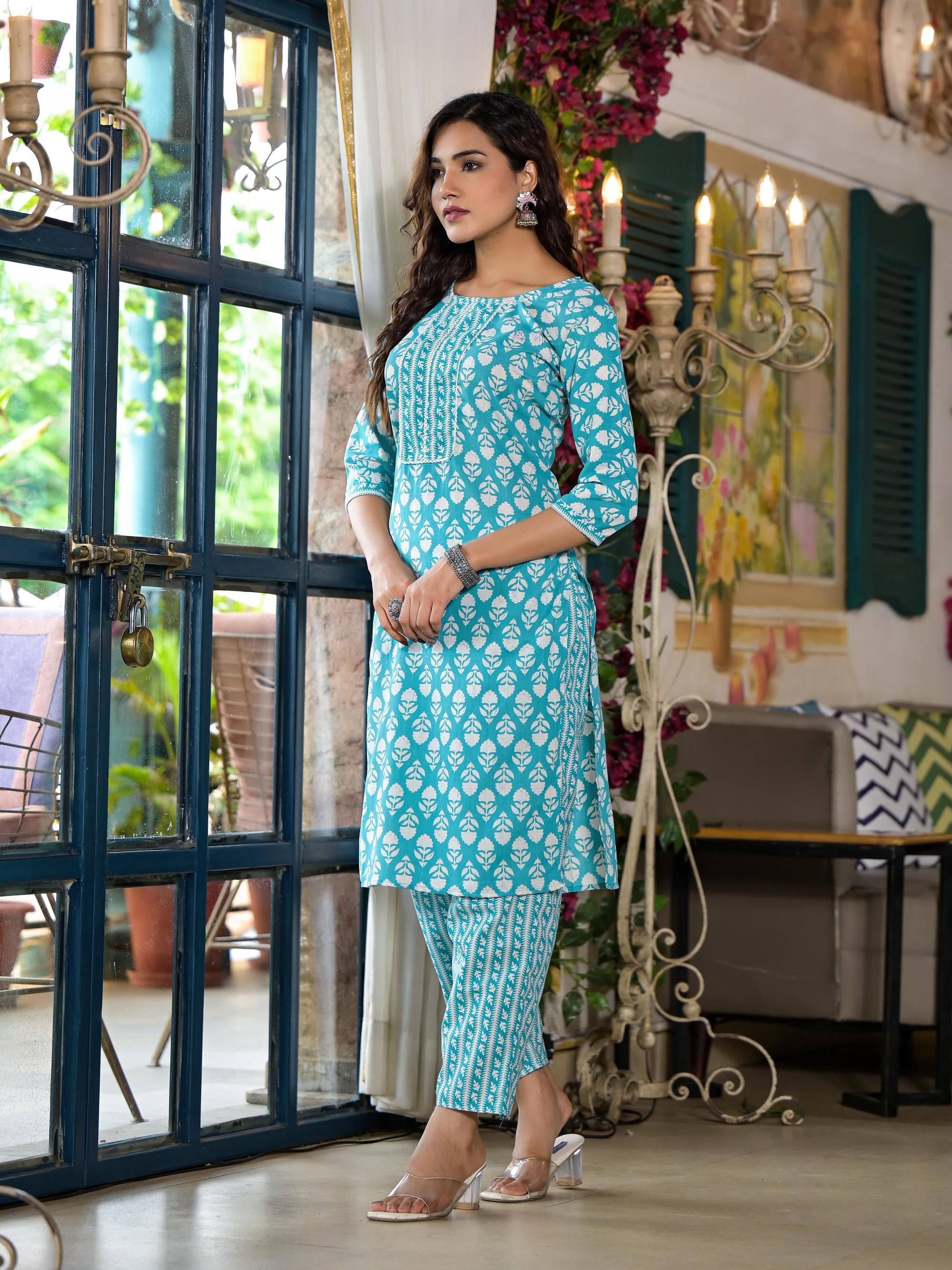Teal Ethnic Motif Printed Cotton Kurta & Pants Set With Lace
