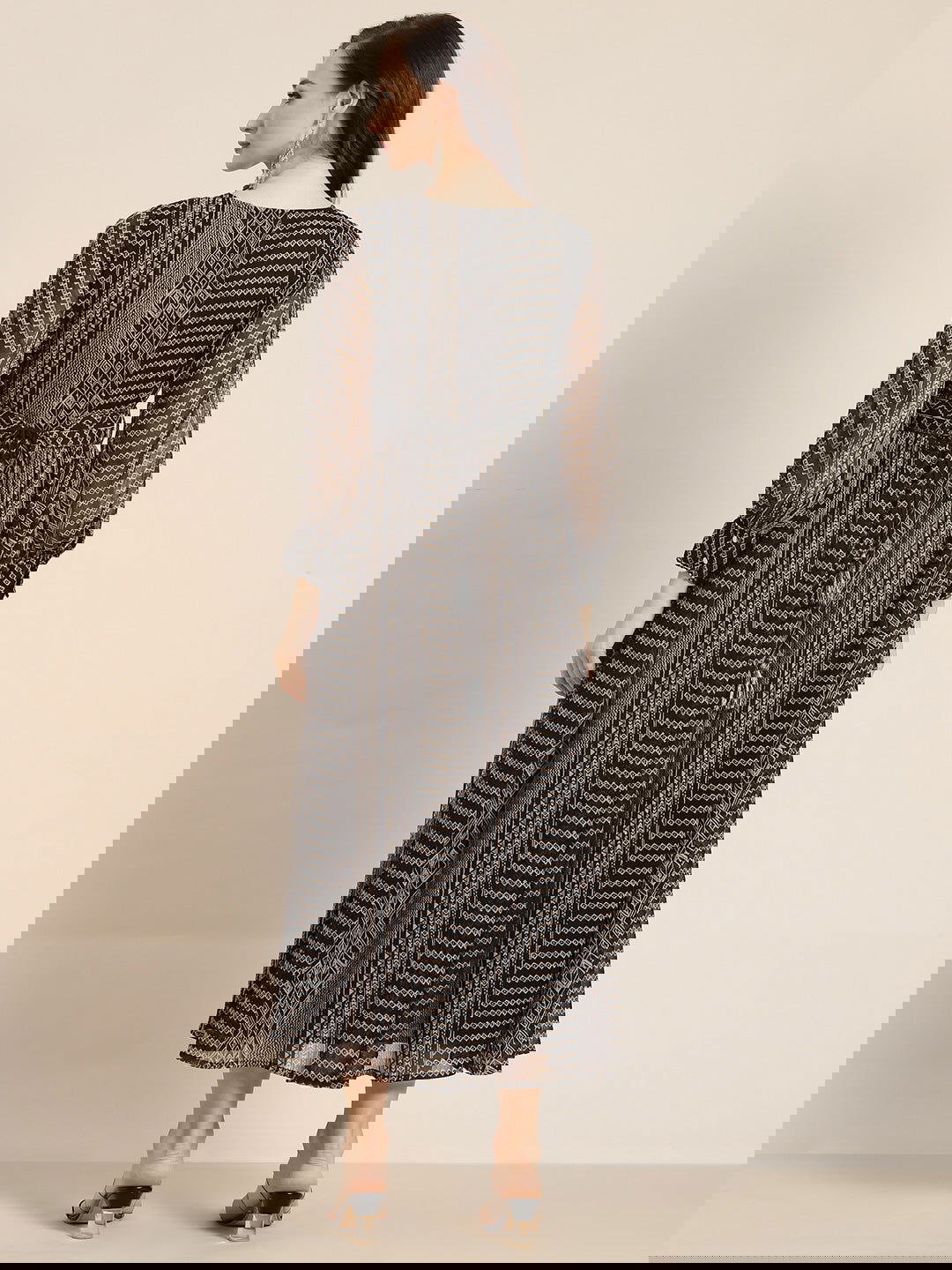 Juniper Black Abstract Printed Chiffon Flared Maxi Dress.