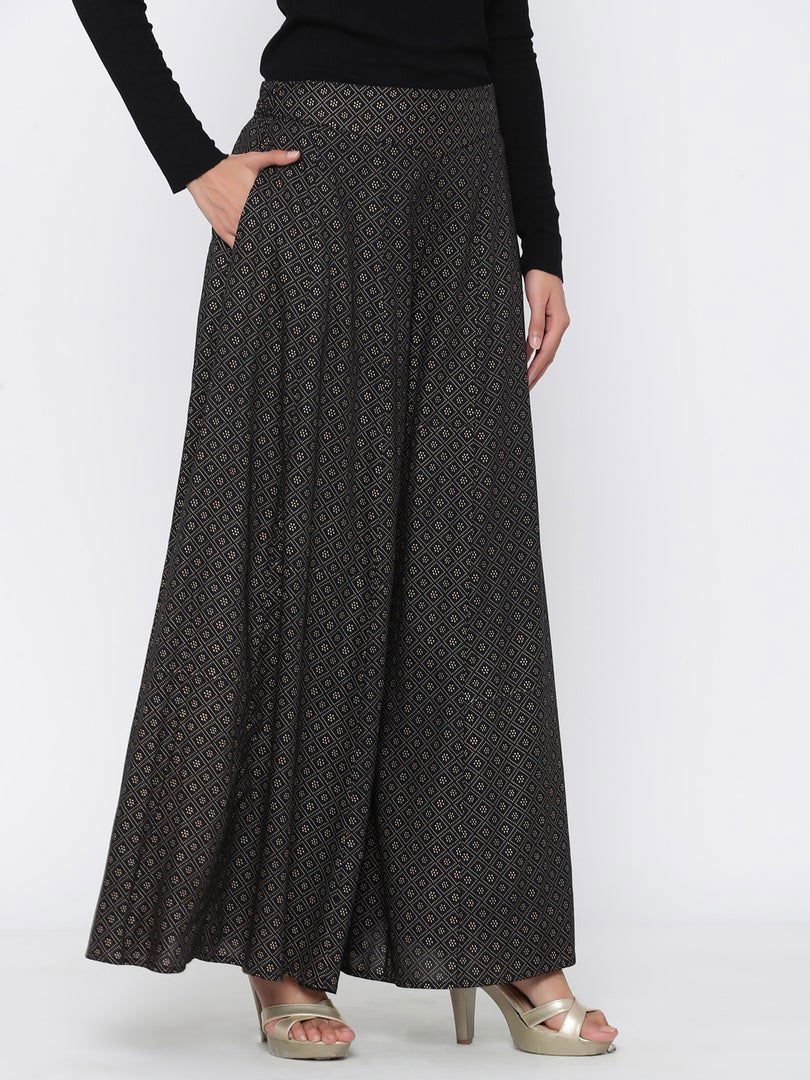 Juniper Black Geometric Printed Rayon Flared Women Palazzo With One Pocket