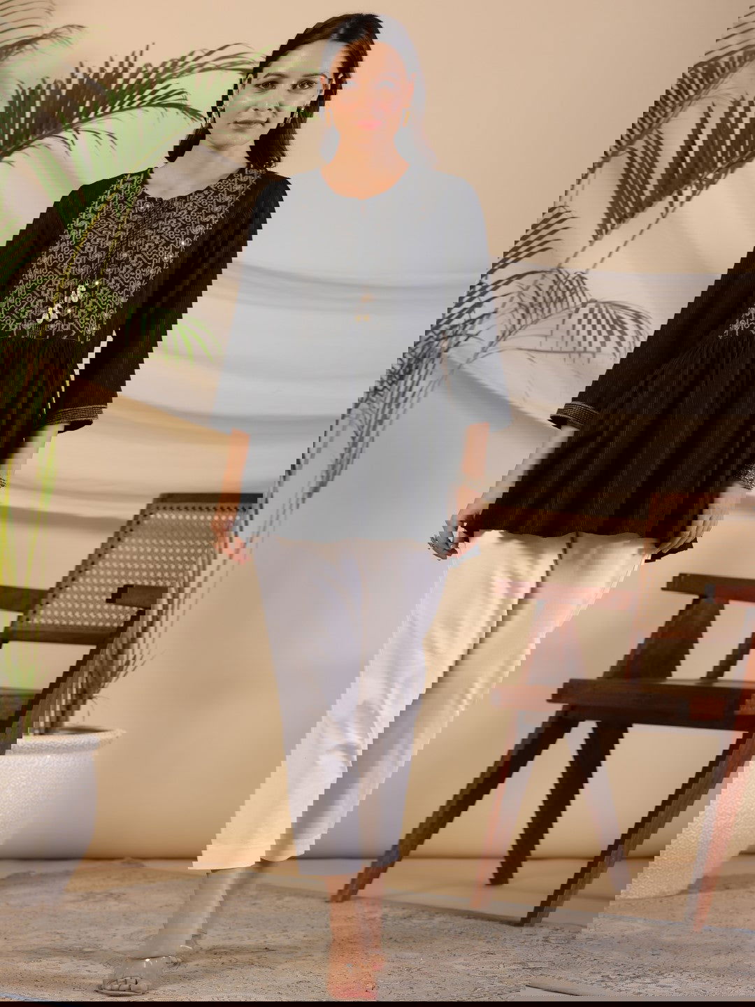 Juniper Black Geometric Printed Rayon Tunic With Thread Work