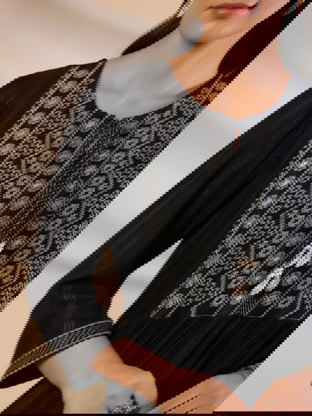 Juniper Black Geometric Printed Rayon Tunic With Thread Work