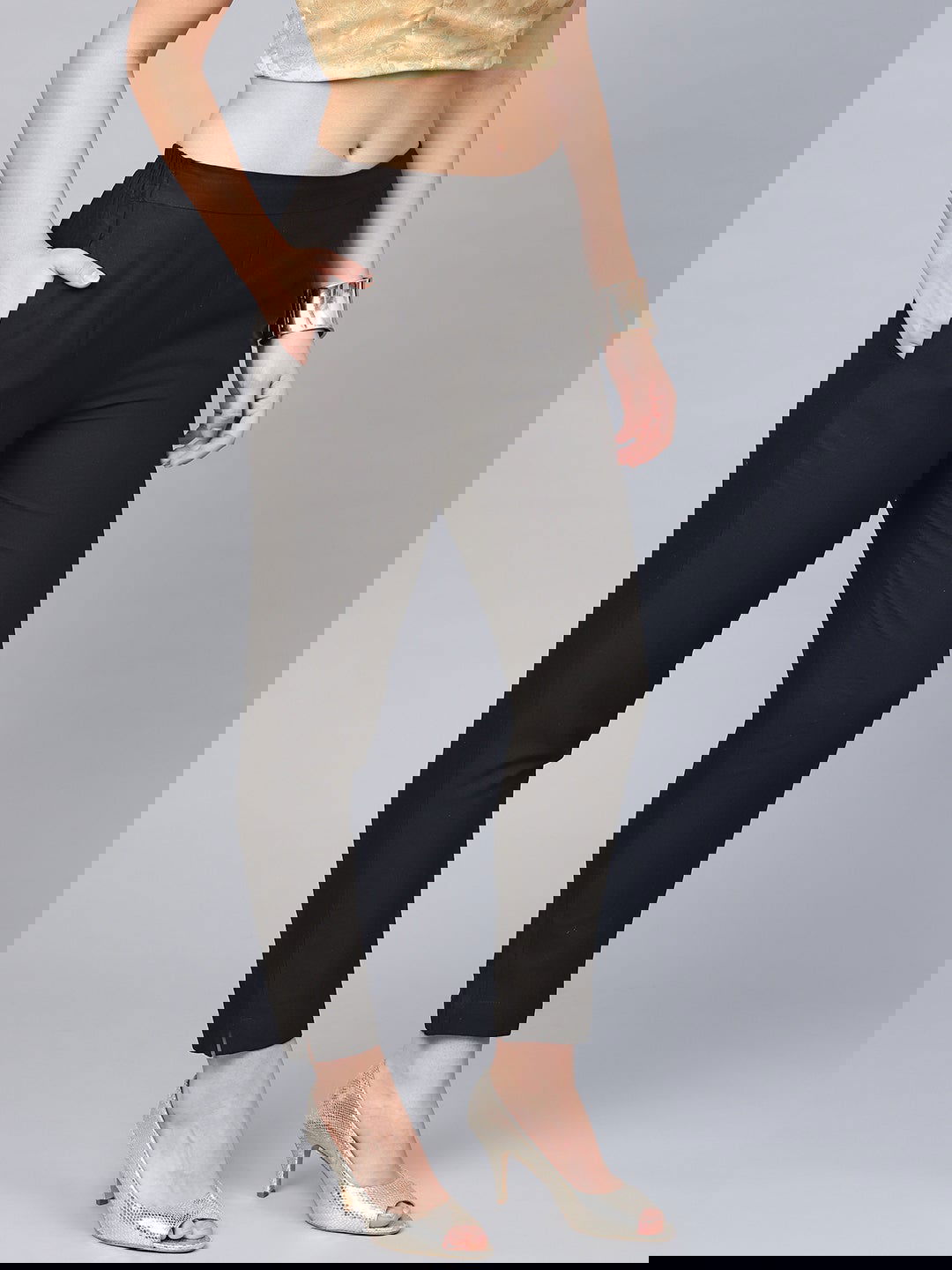 Juniper Black Solid Cotton Flex Slim Fit Women Pants With Two Pockets