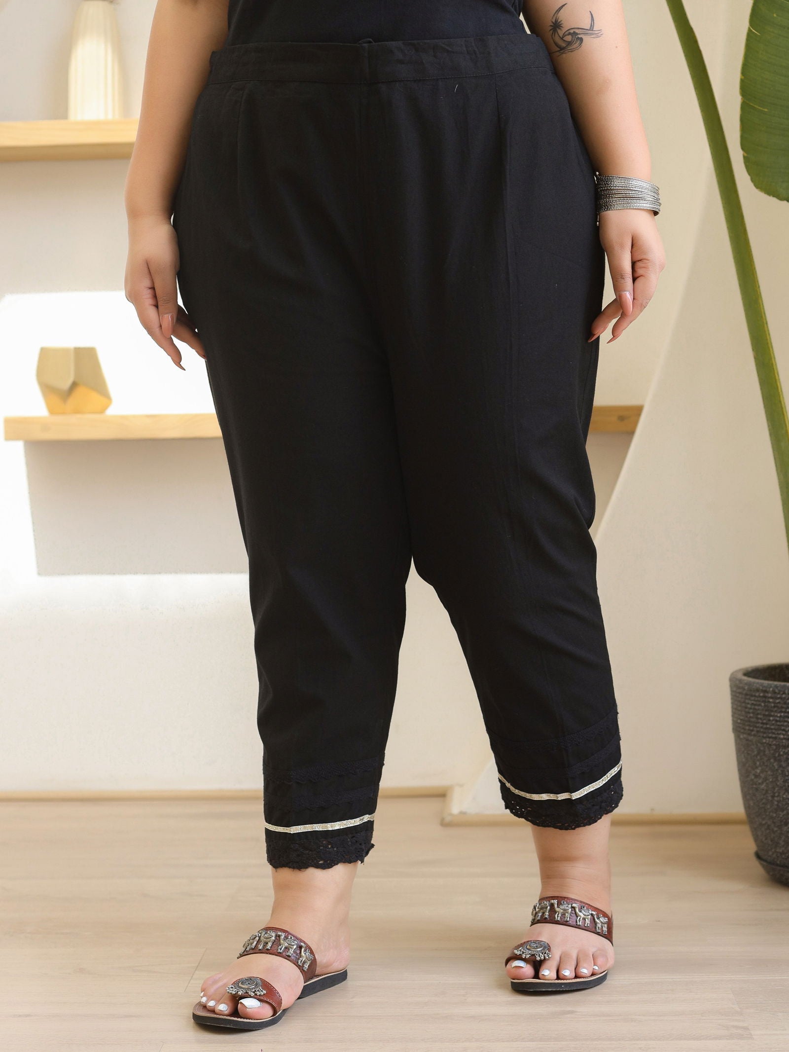 Juniper Black Solid Cotton Women Slim Fit Laced Plus Size Pants With Single Side Pocket & Drawstring