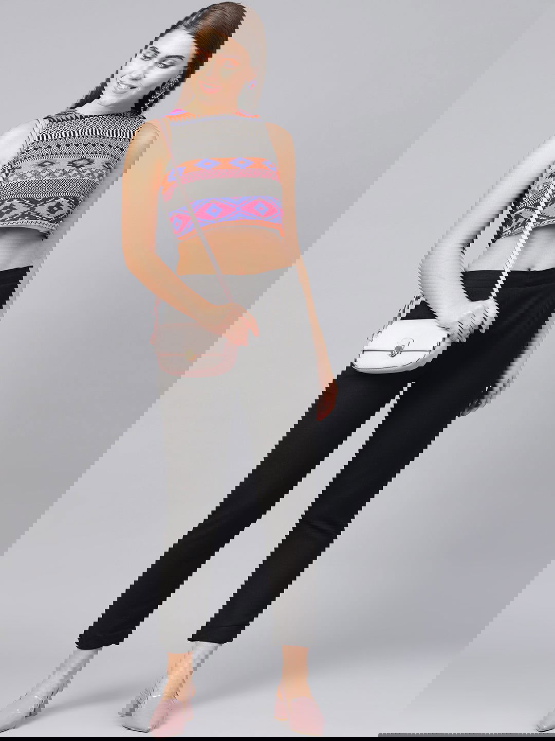 Juniper Black Solid Rayon Flex Slim Fit Women Pants With Two Pockets