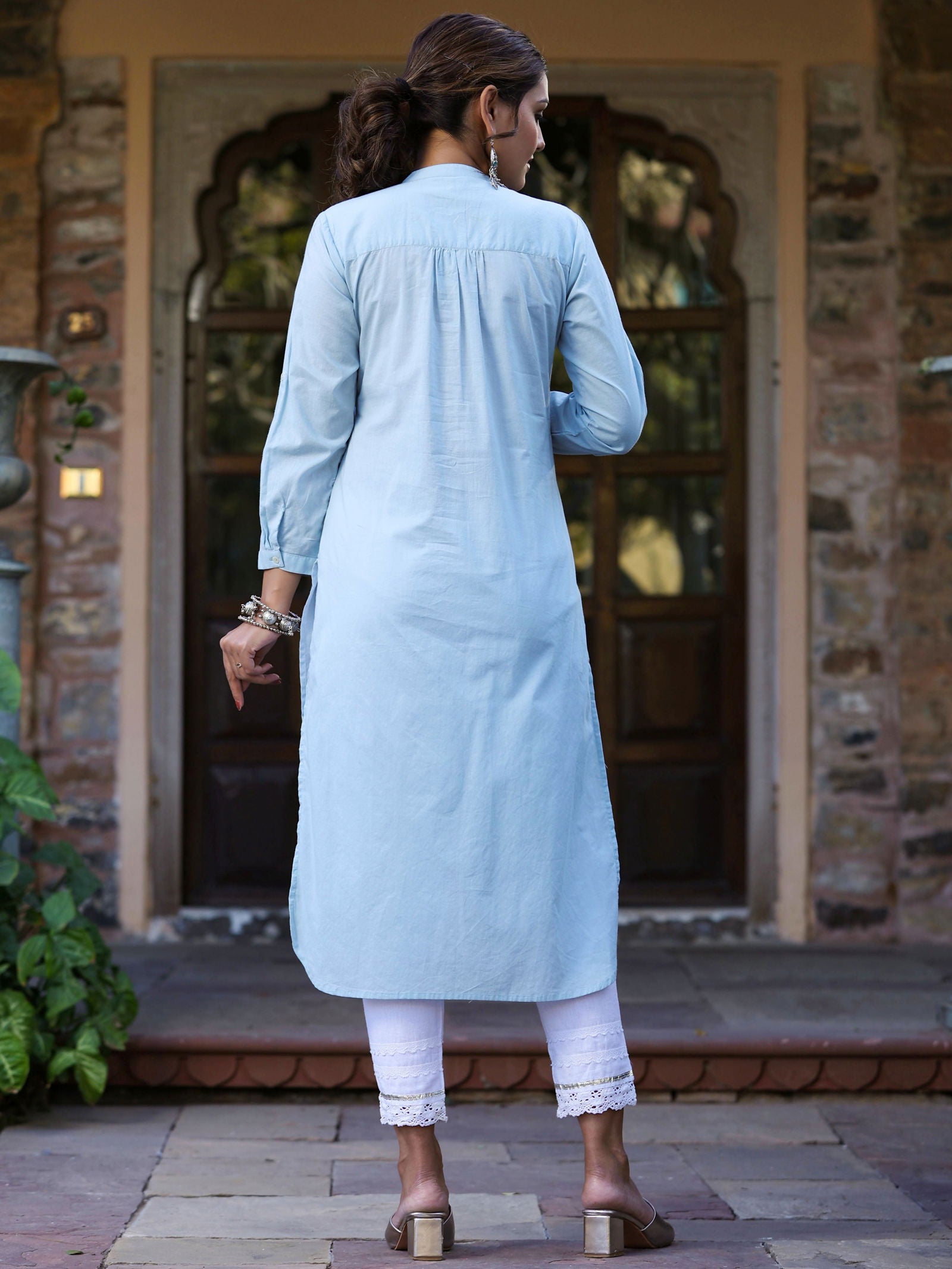 Juniper Blue Ethnic Motif Printed Pure Cotton Straight Kurta With Thread Embroidery