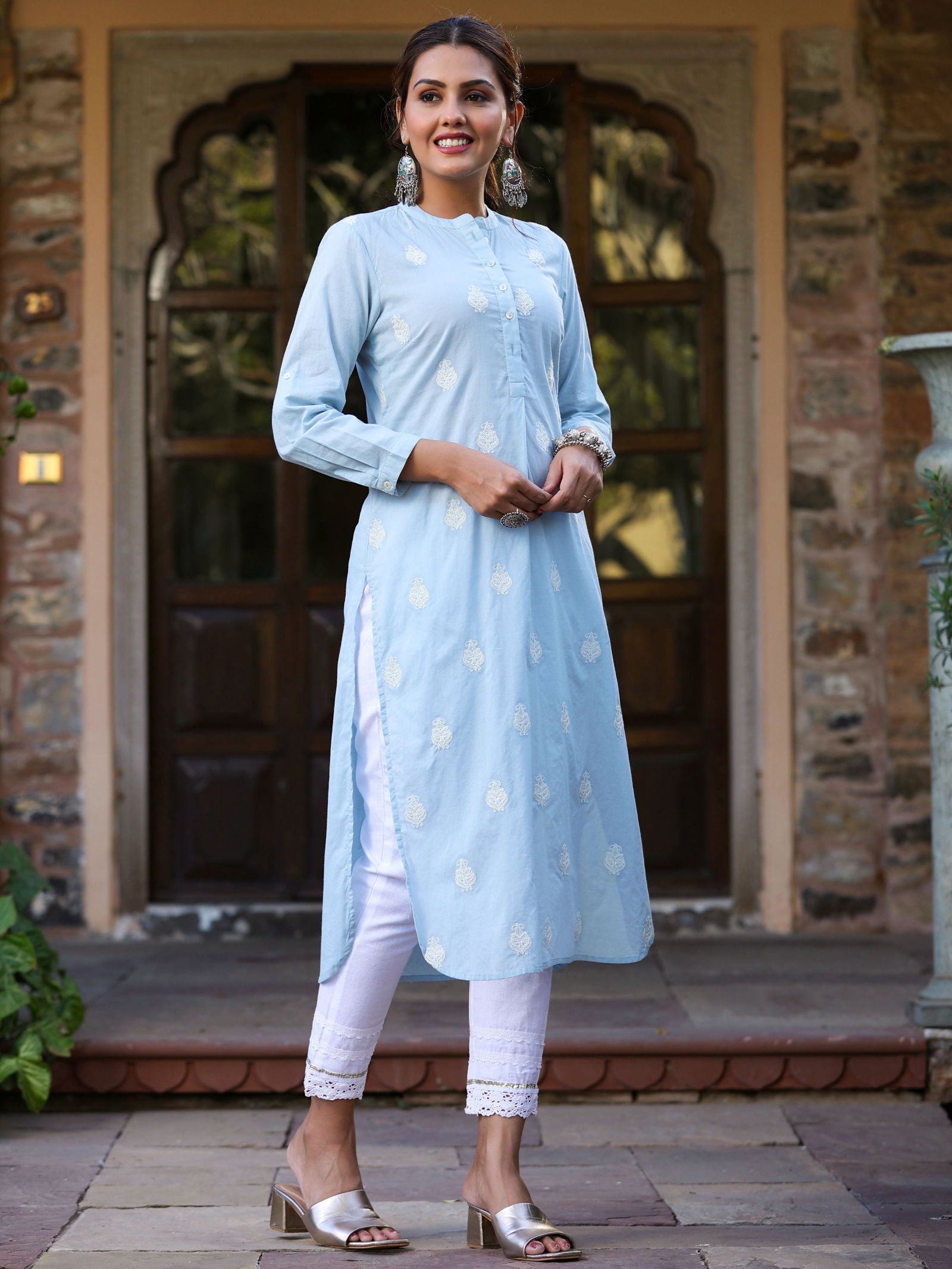 Juniper Blue Ethnic Motif Printed Pure Cotton Straight Kurta With Thread Embroidery