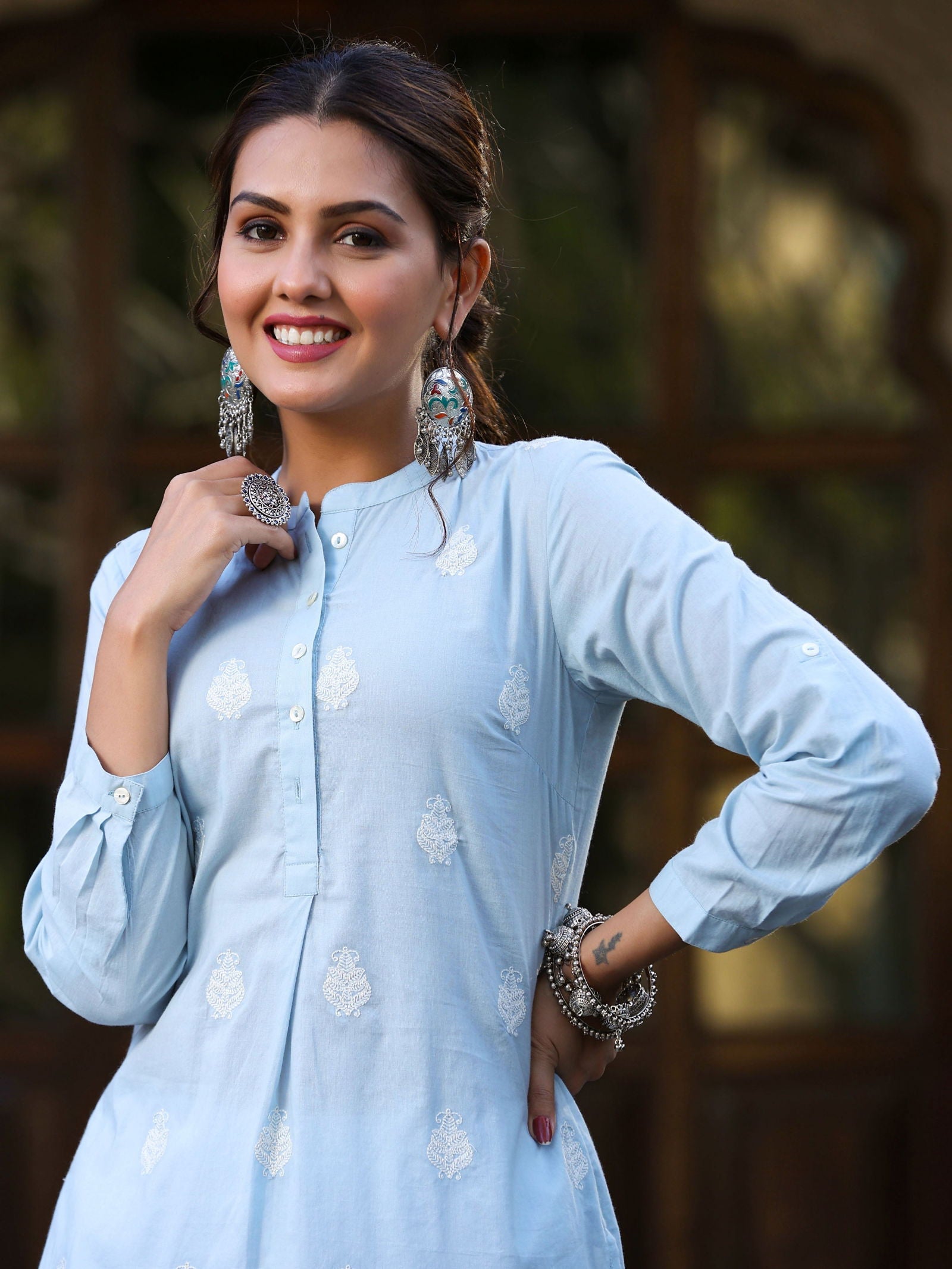Juniper Blue Ethnic Motif Printed Pure Cotton Straight Kurta With Thread Embroidery