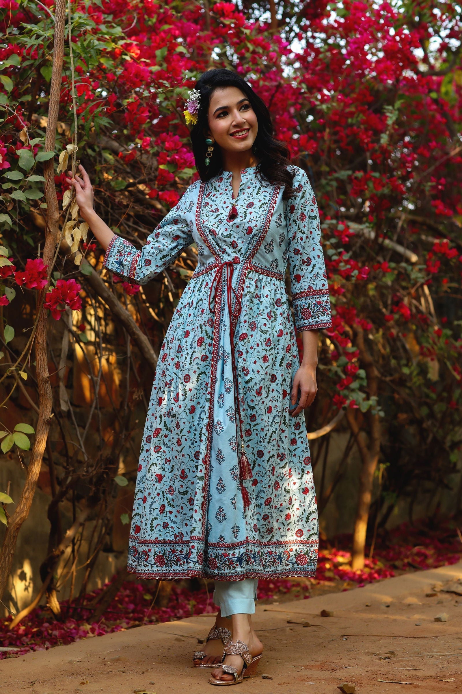 Juniper Blue Floral Printed Pure Cotton Flared Kurta.