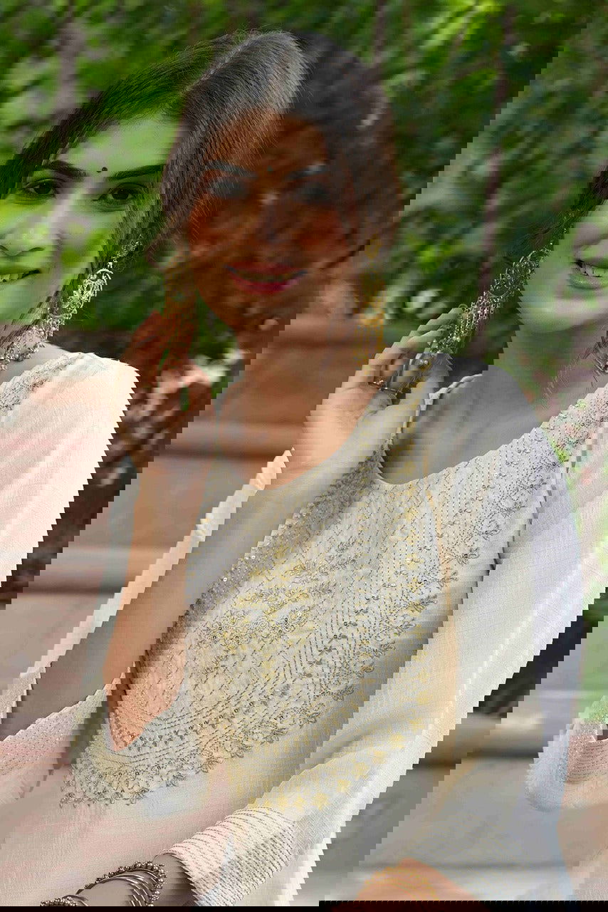 Juniper Cream Ethnic Motif Printed Silk Straight Kurta With Zari Work Embroidery