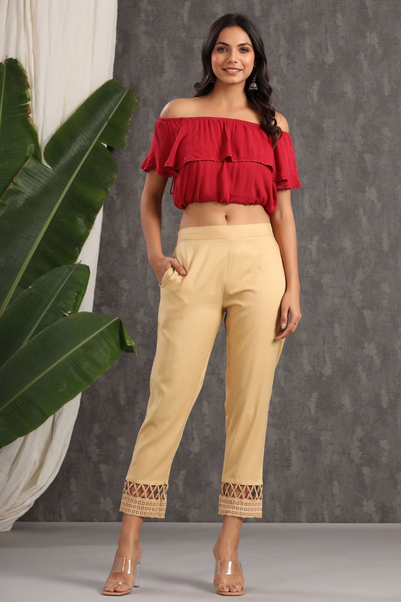 Juniper Gold Solid Rayon Ankle-Length Slim Fit Pants.