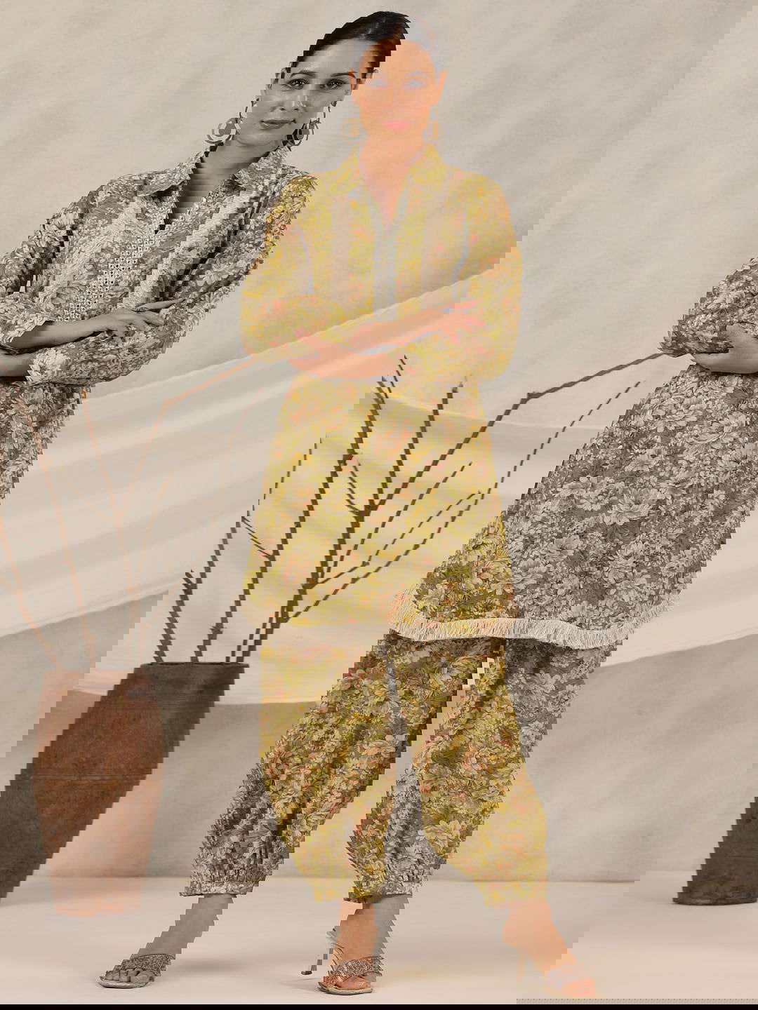 Juniper Green Floral Printed Muslin Printed Tunic & Pants With Mirror Work