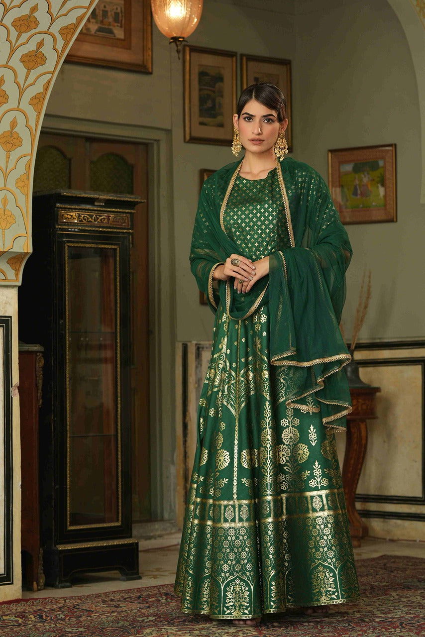 Juniper Green & Gold Ethnic Motif Printed Shantoon Slub Lehenga Choli & Net Dupatta Set.