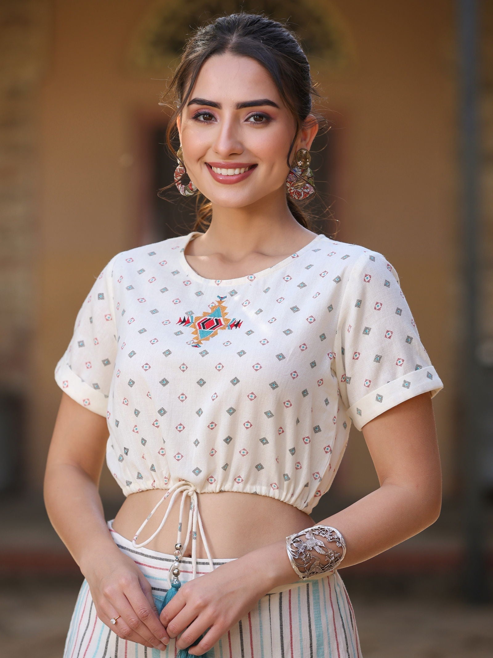 Juniper Off-white Geometric Printed Cotton Flex Clothing Set with Thread Embroidery