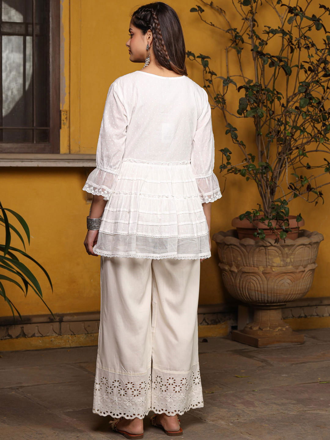 Juniper White Solid Peplum Lacy Keyhole Neckline Tunic With Lining