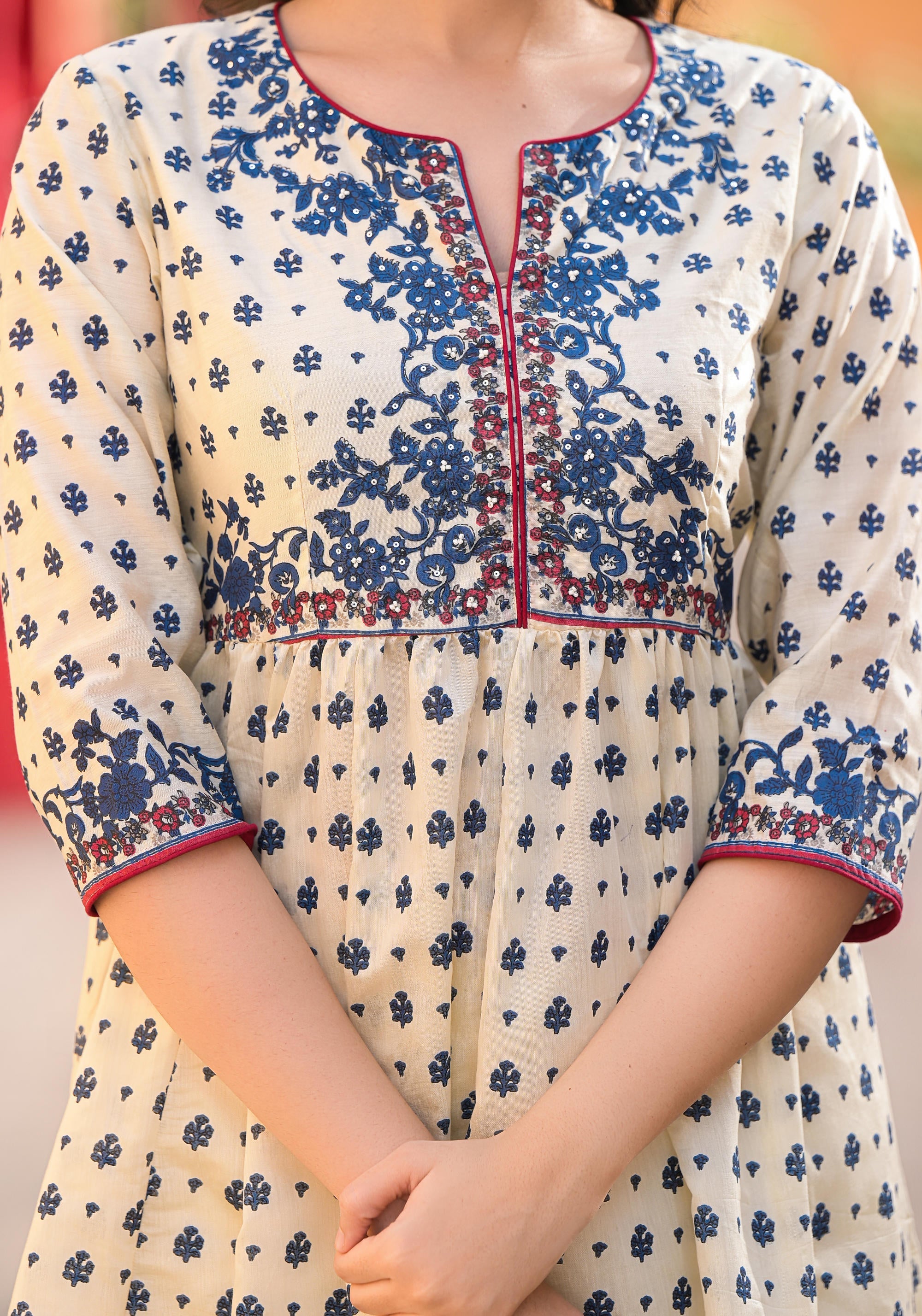 Ivory Floral Printed Chanderi Kurta Pant And Dupatta Set With Sequins