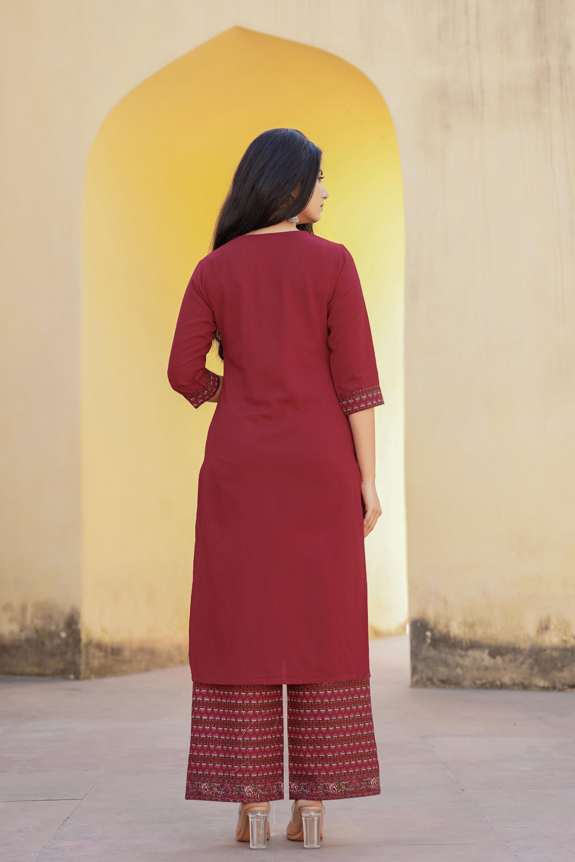 Maroon Floral Printed Viscose Kurta & Palazzo With Thread Work