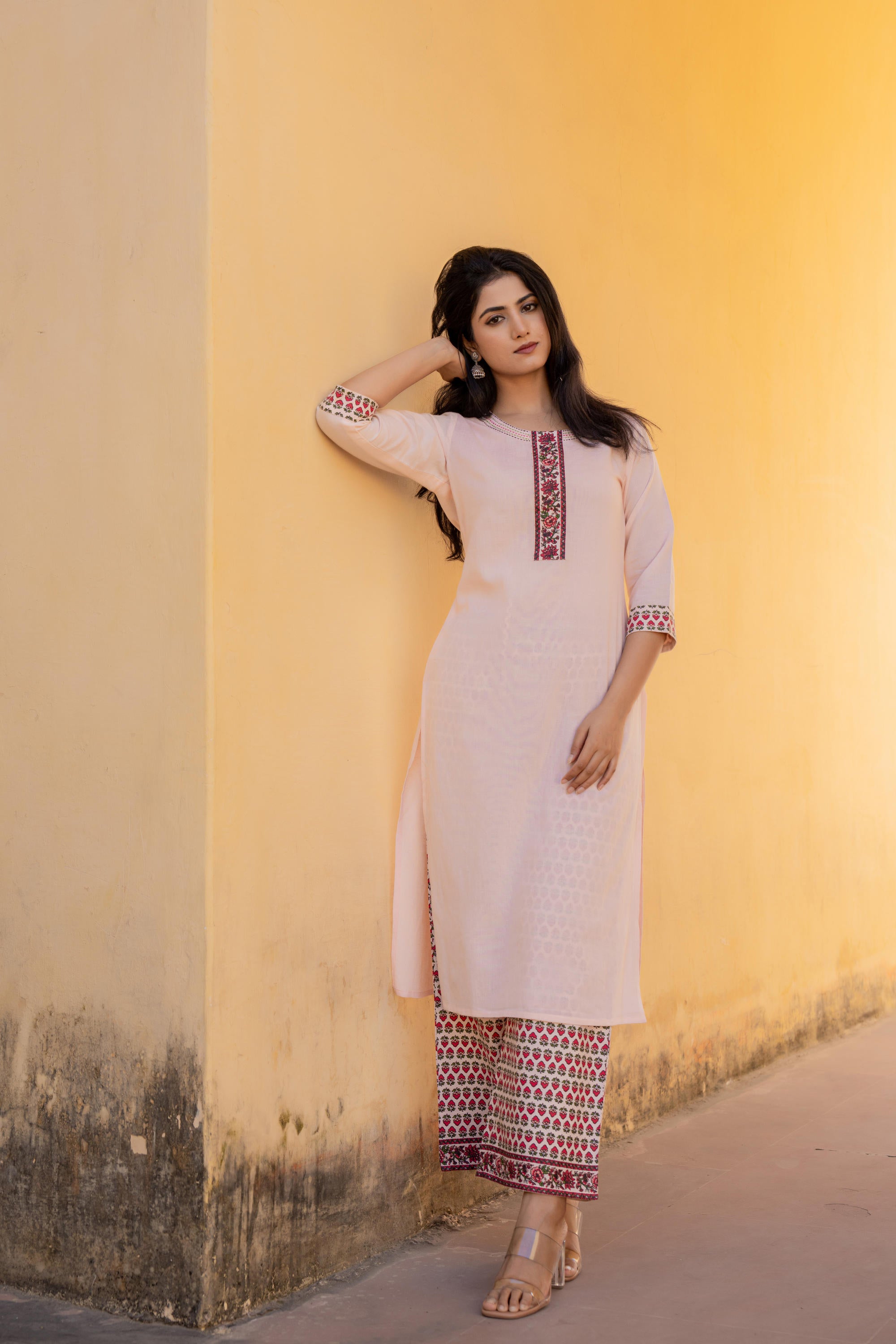 Peach Floral Printed Viscose Kurta & Palazzo With Thread Work